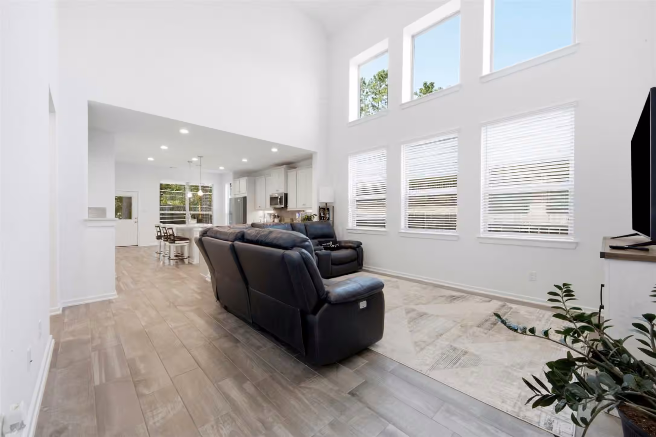 Photo 6 of 115 Lukewood Circle, Willis, TX