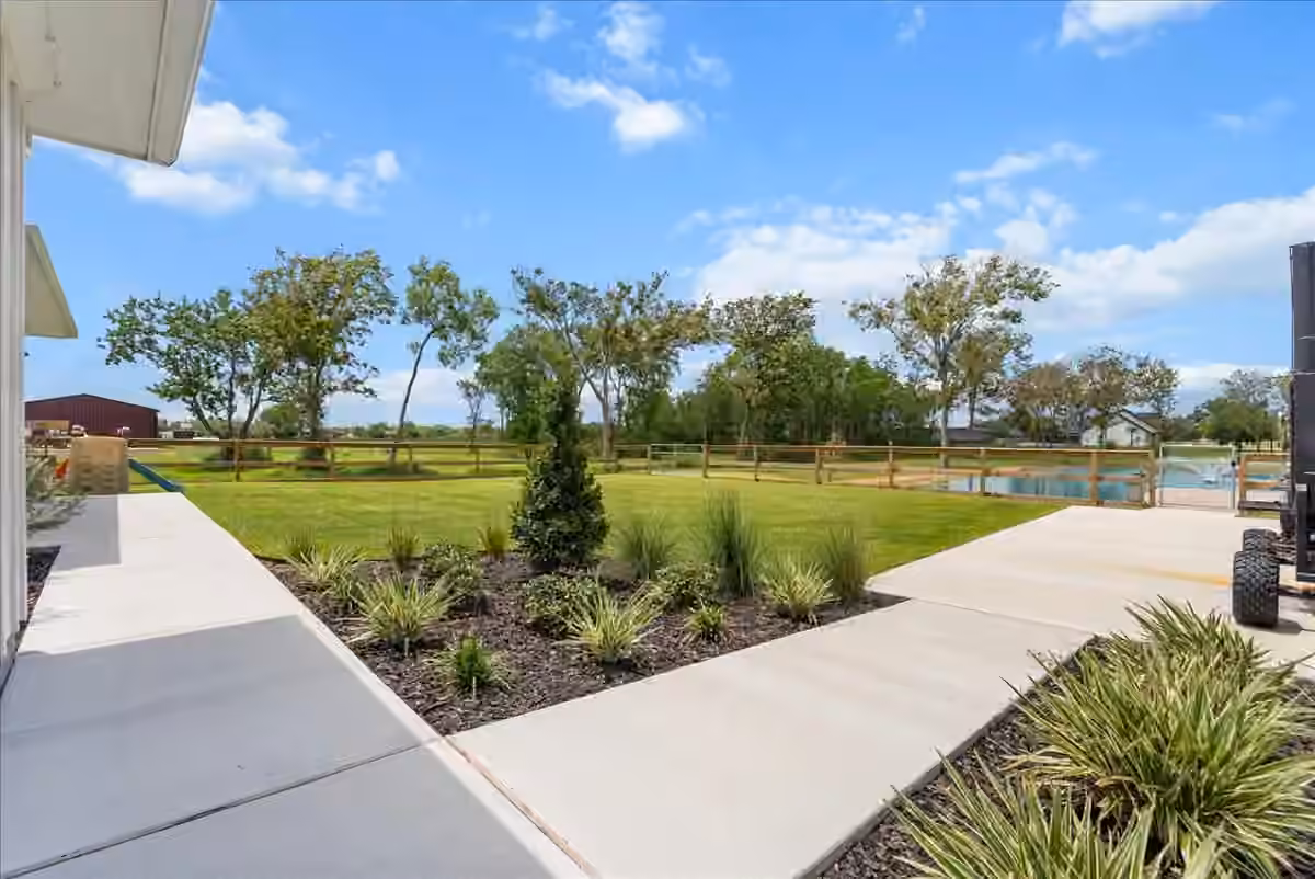 Photo 5 of 12806 Vacek Road, Santa Fe, TX