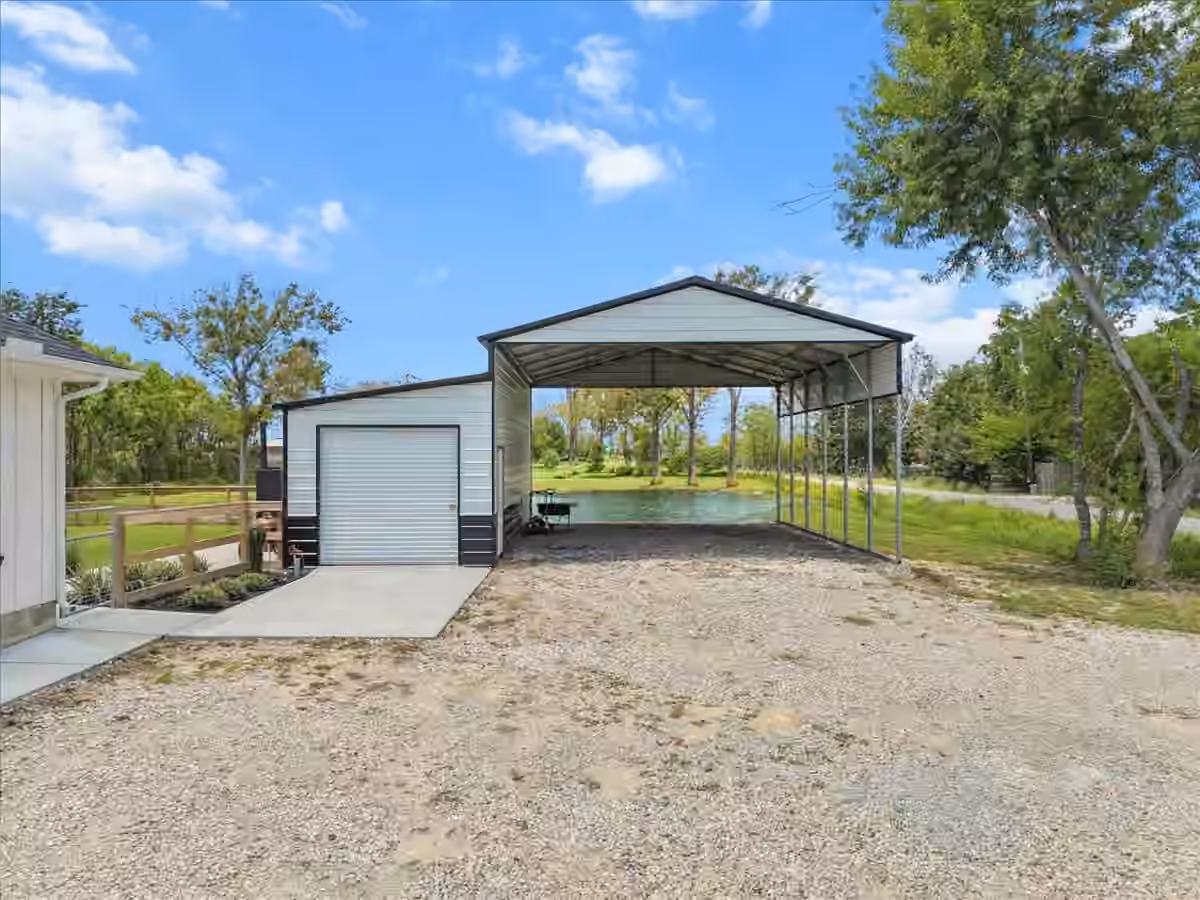 Photo 6 of 12806 Vacek Road, Santa Fe, TX