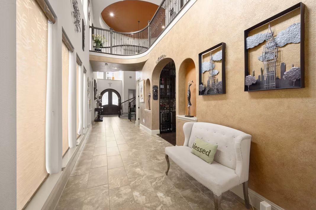 Photo 5 of 5103 Jackson Ponds Court, Sugar Land, TX