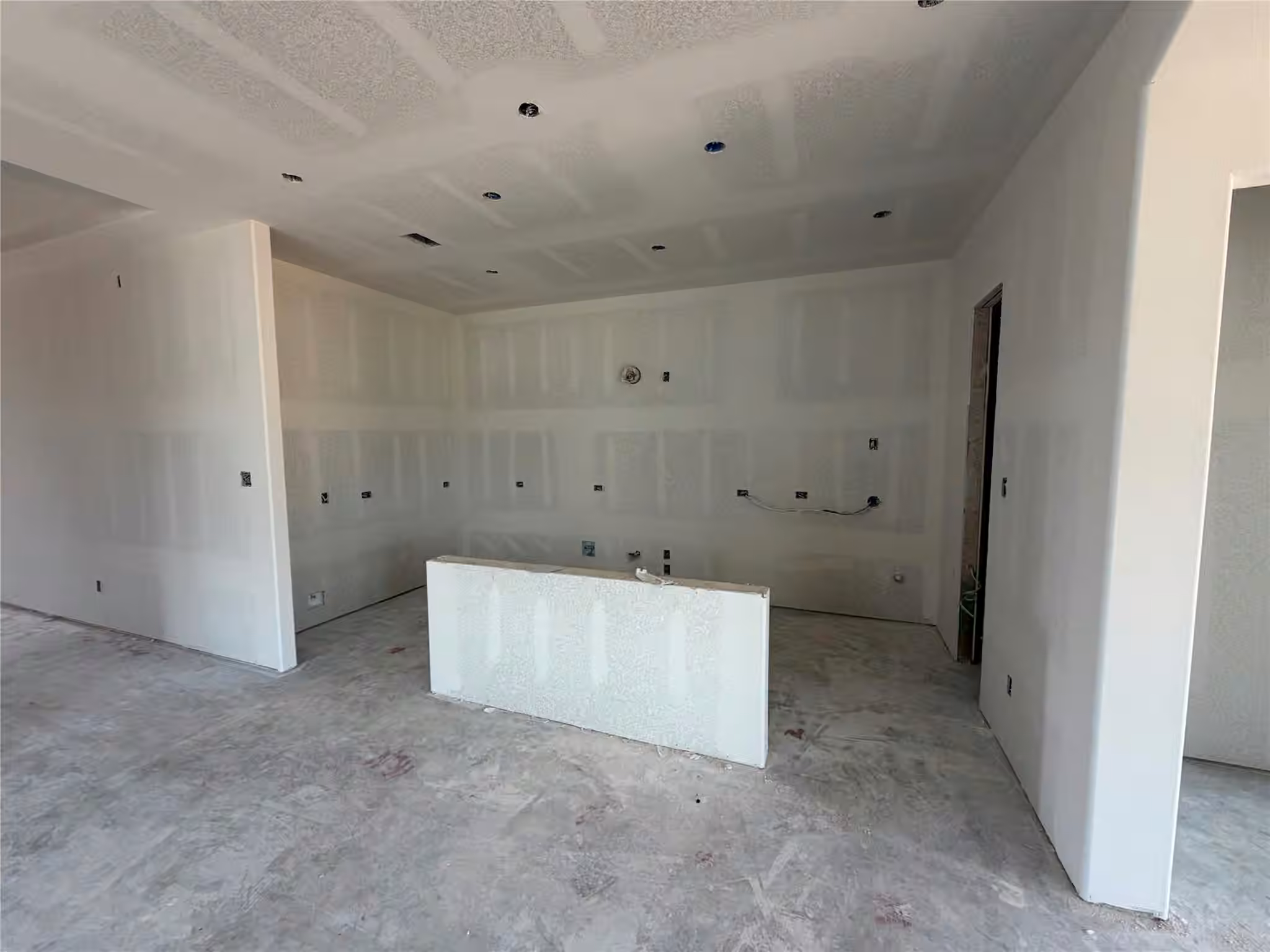 Photo 5 of 717 Green Ash Way, Waller, TX