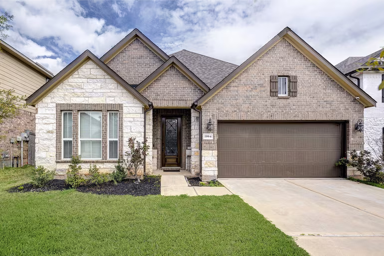 Photo of 1984 Canyon Live Oak Street, Conroe, TX