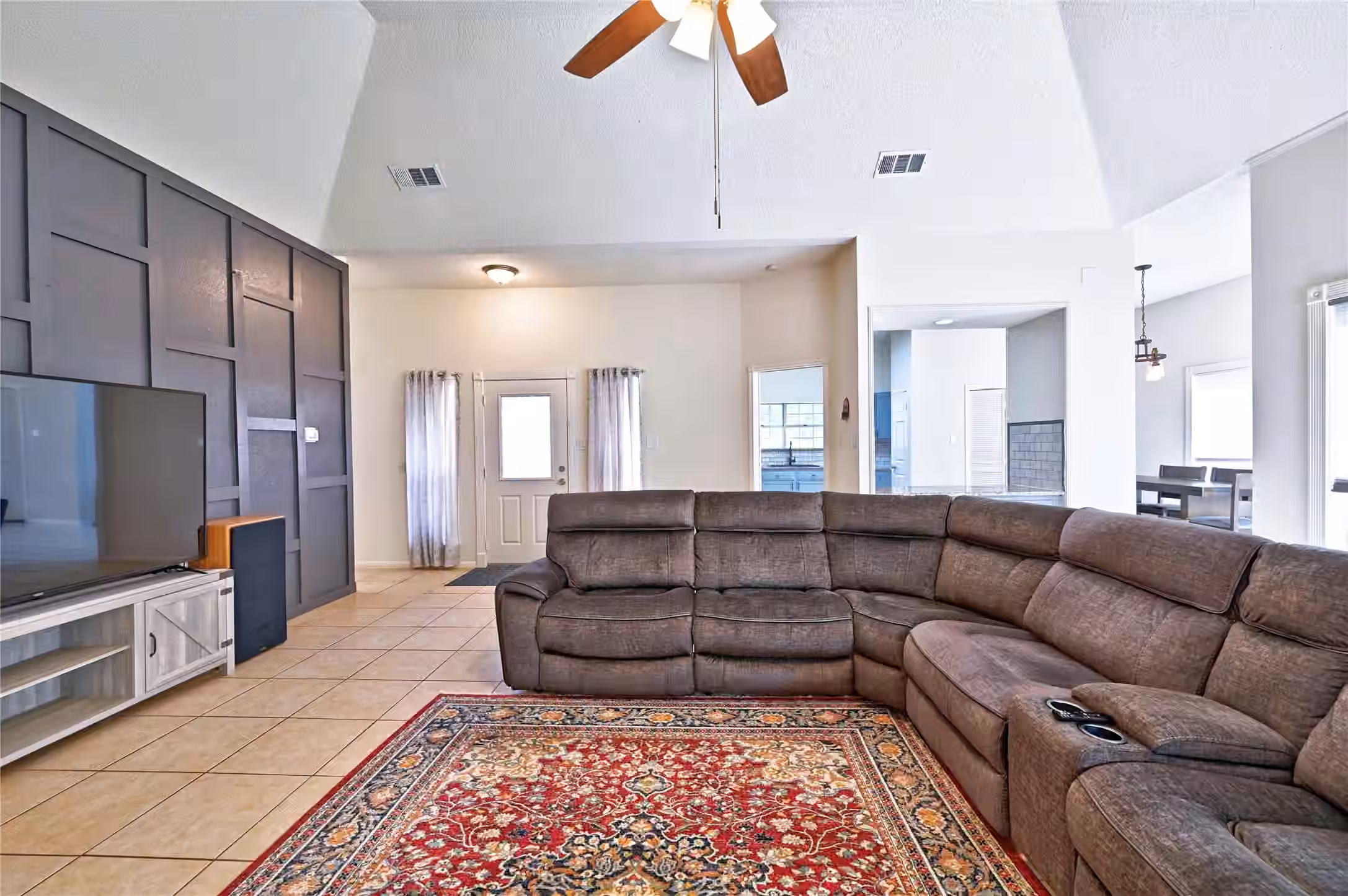 Photo 6 of 7407 Creekfield Drive, Spring, TX