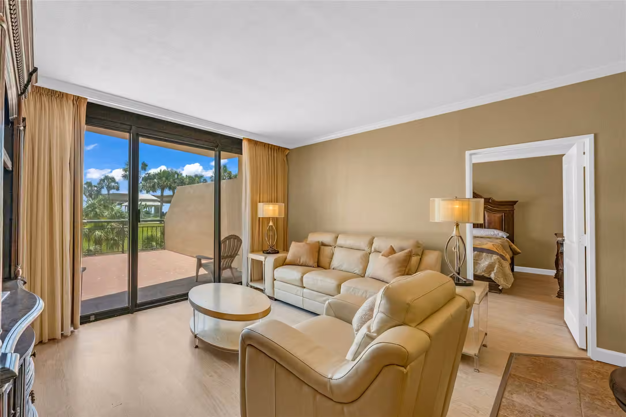 Photo 3 of 5220 Seawall Boulevard 332/333, Galveston, TX