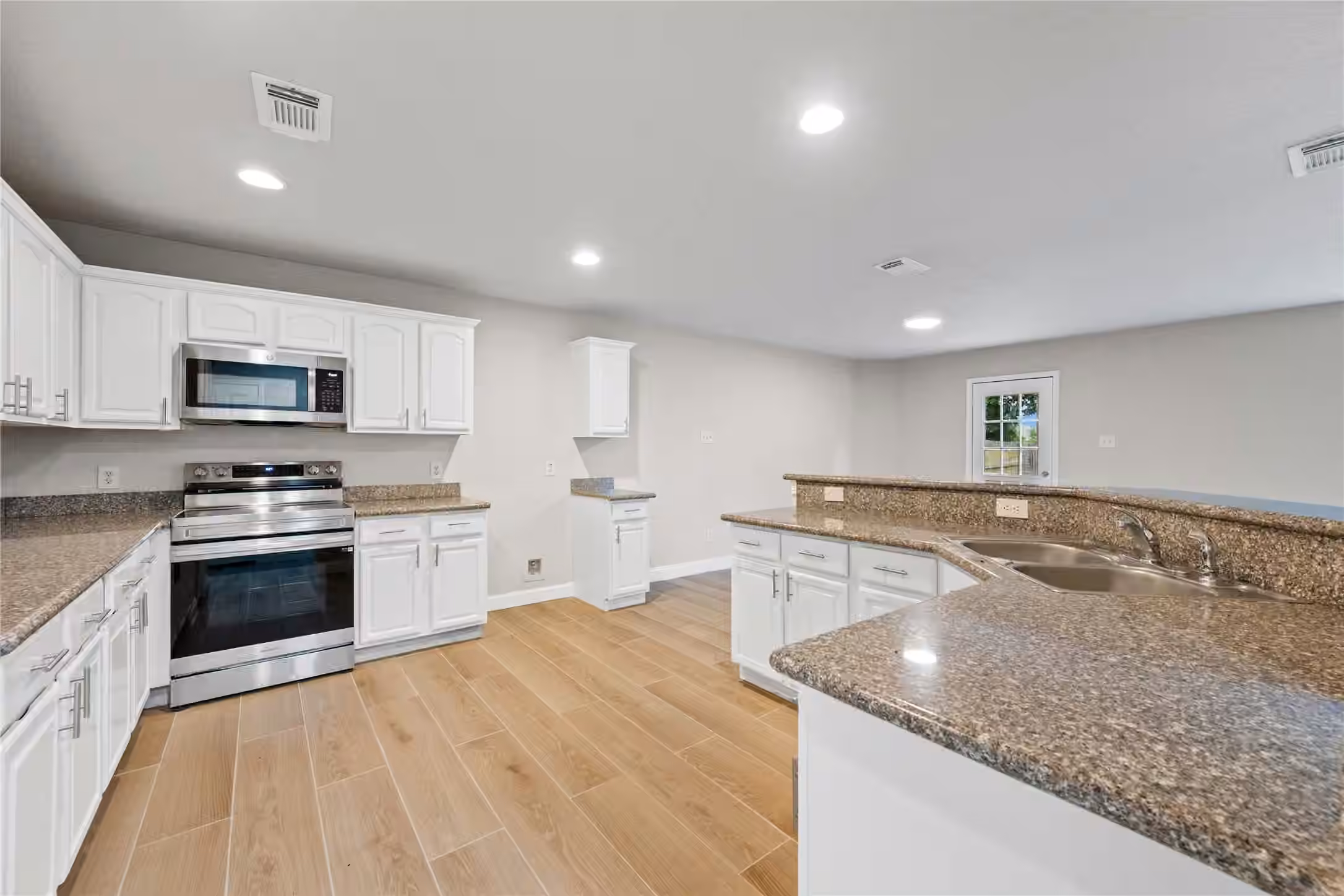 Photo 3 of 20506 Kenswick Drive, Humble, TX