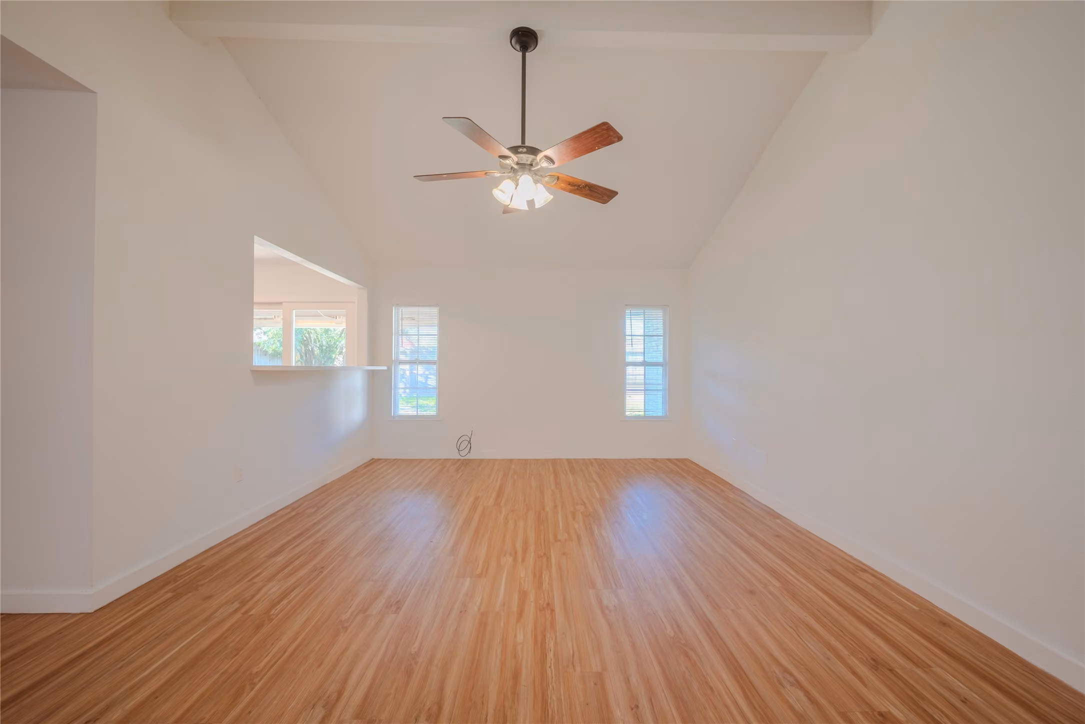 Photo 4 of 7622 Westbank Avenue, Houston, TX