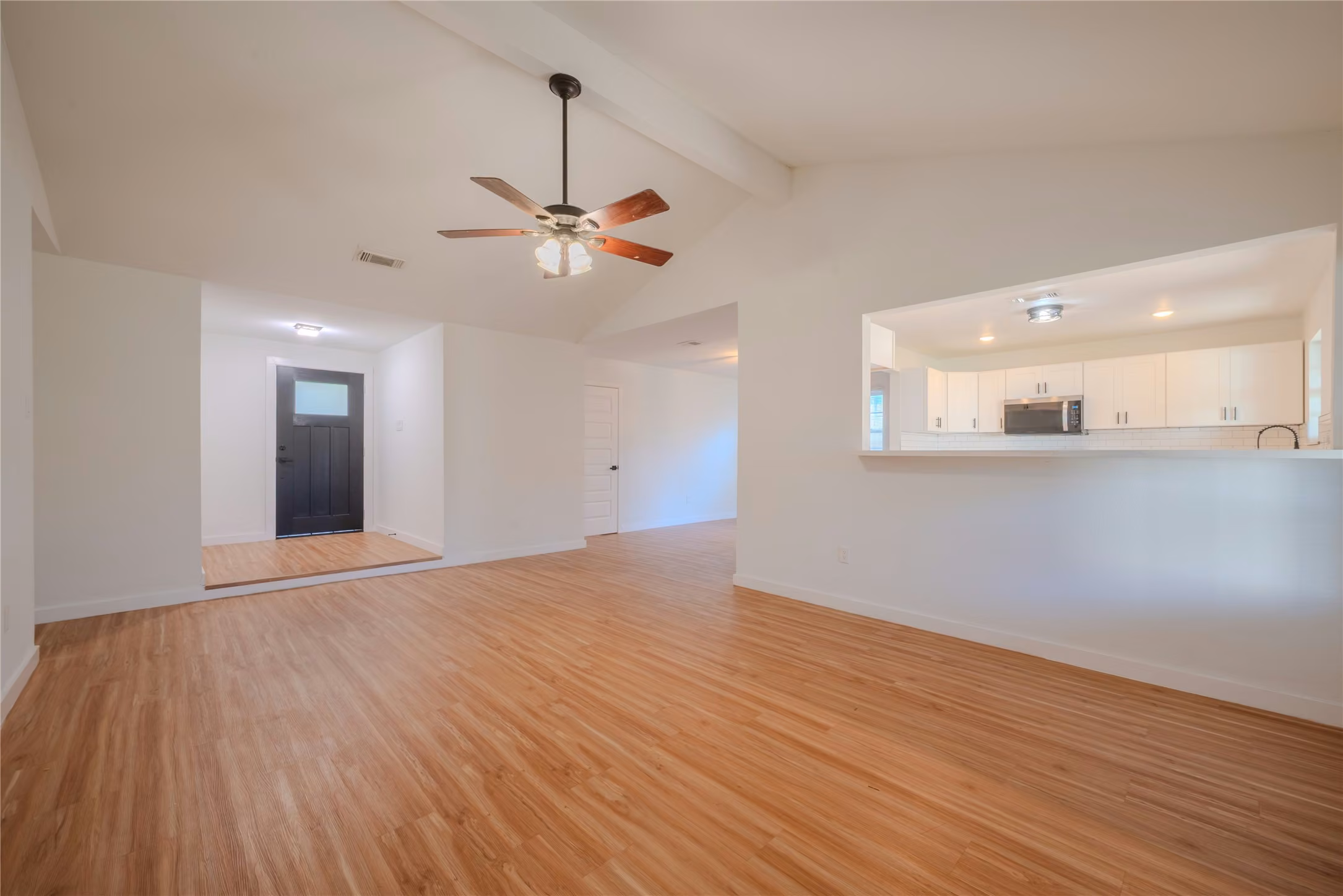 Photo 7 of 7622 Westbank Avenue, Houston, TX