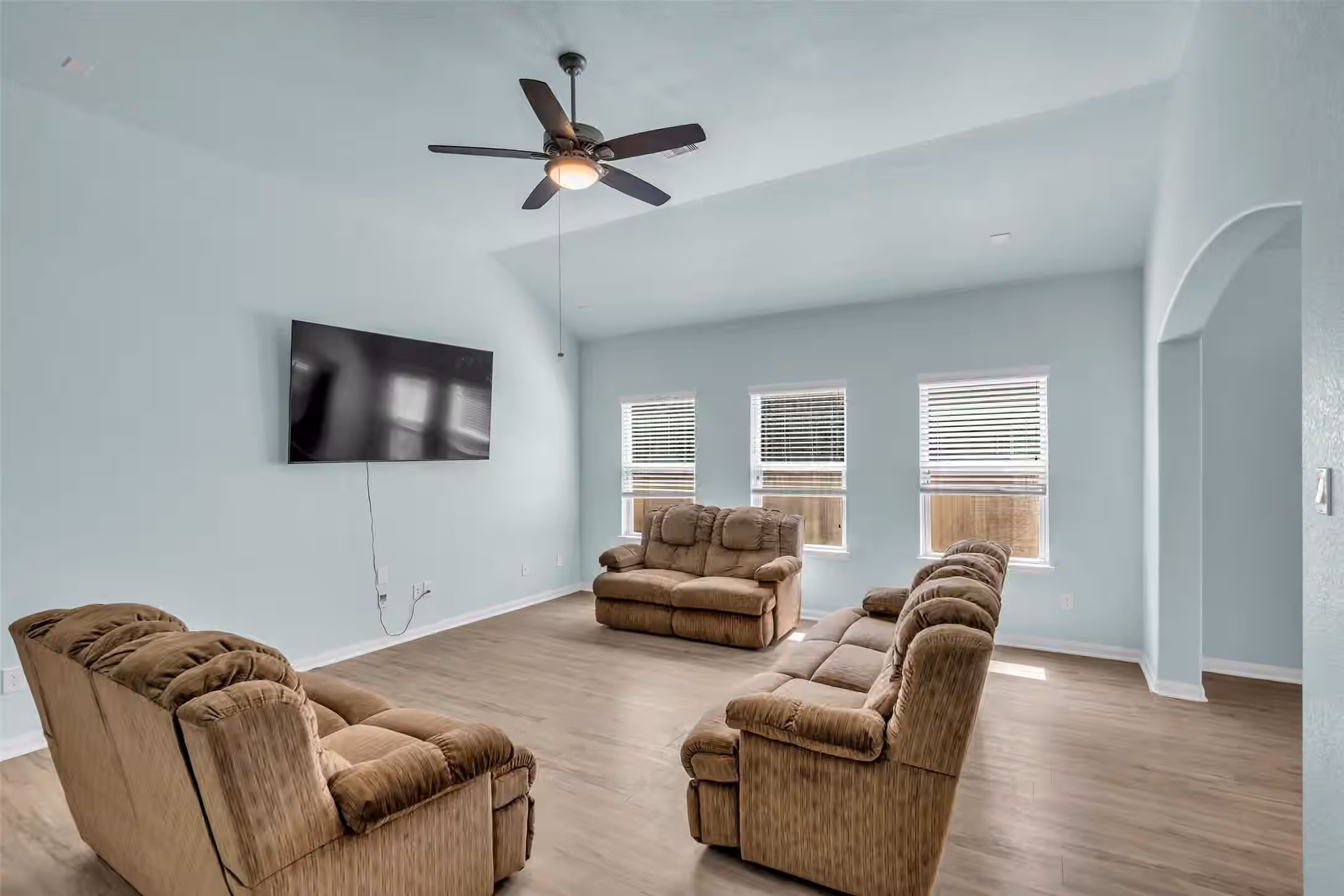 Photo 6 of 15031 Meadow Glen N, Conroe, TX