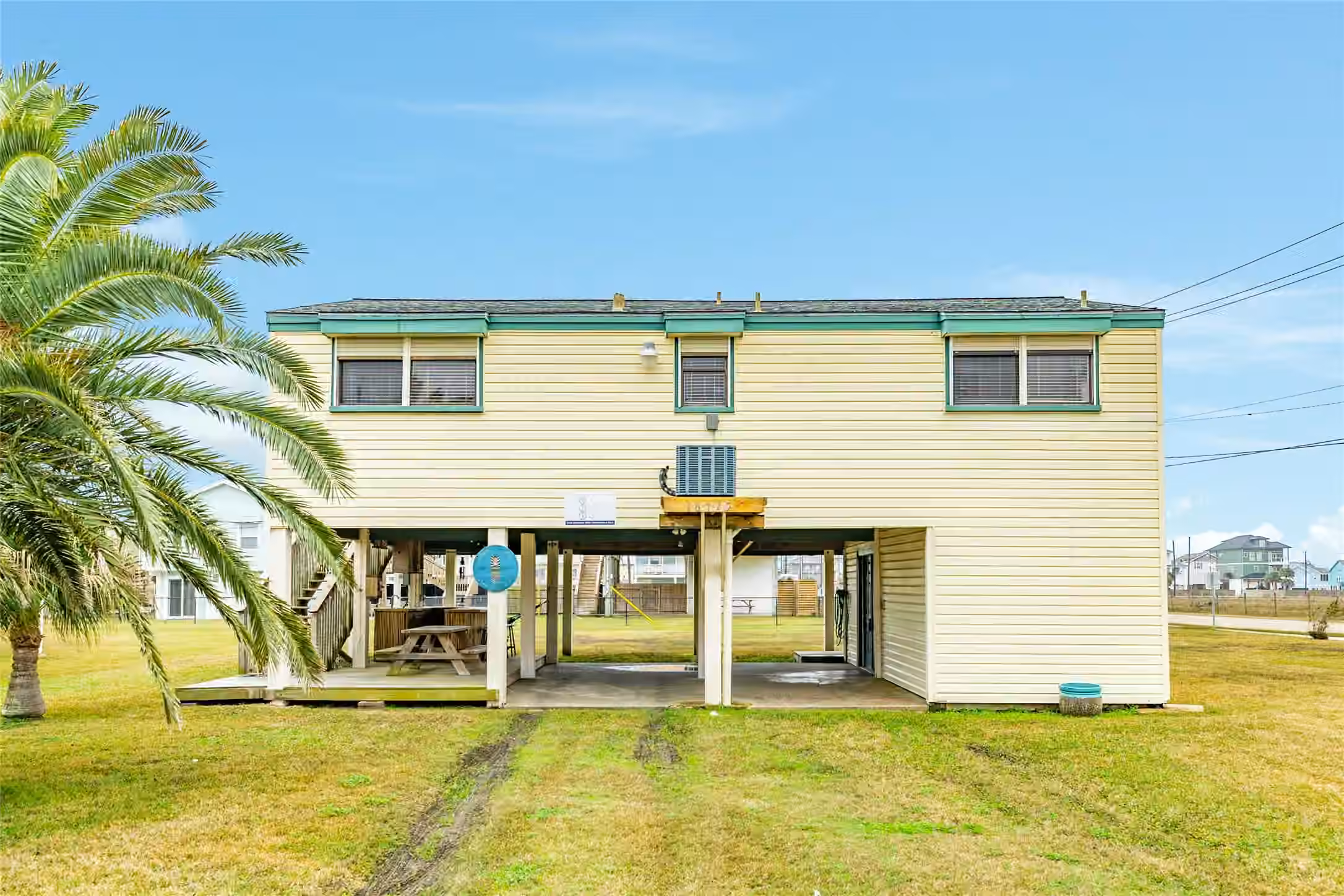 Photo 5 of 16725 Captain Bligh Road, Jamaica Beach, TX