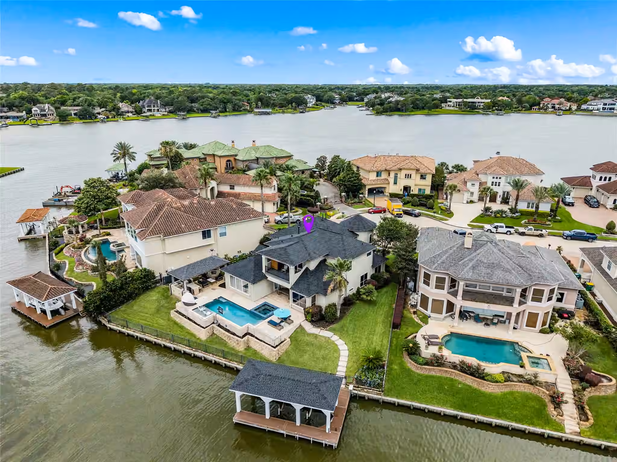 Photo of 3038 S Island Drive, Seabrook, TX 77586