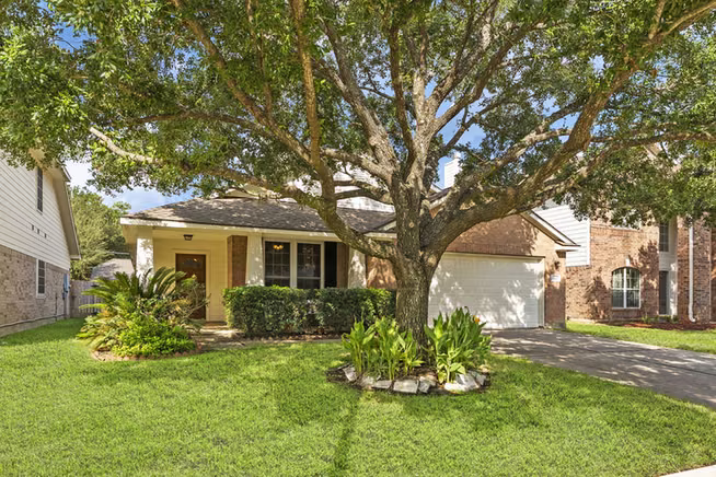 Photo of 19807 N Villages Of Bridgestone Lane, Spring, TX 77379