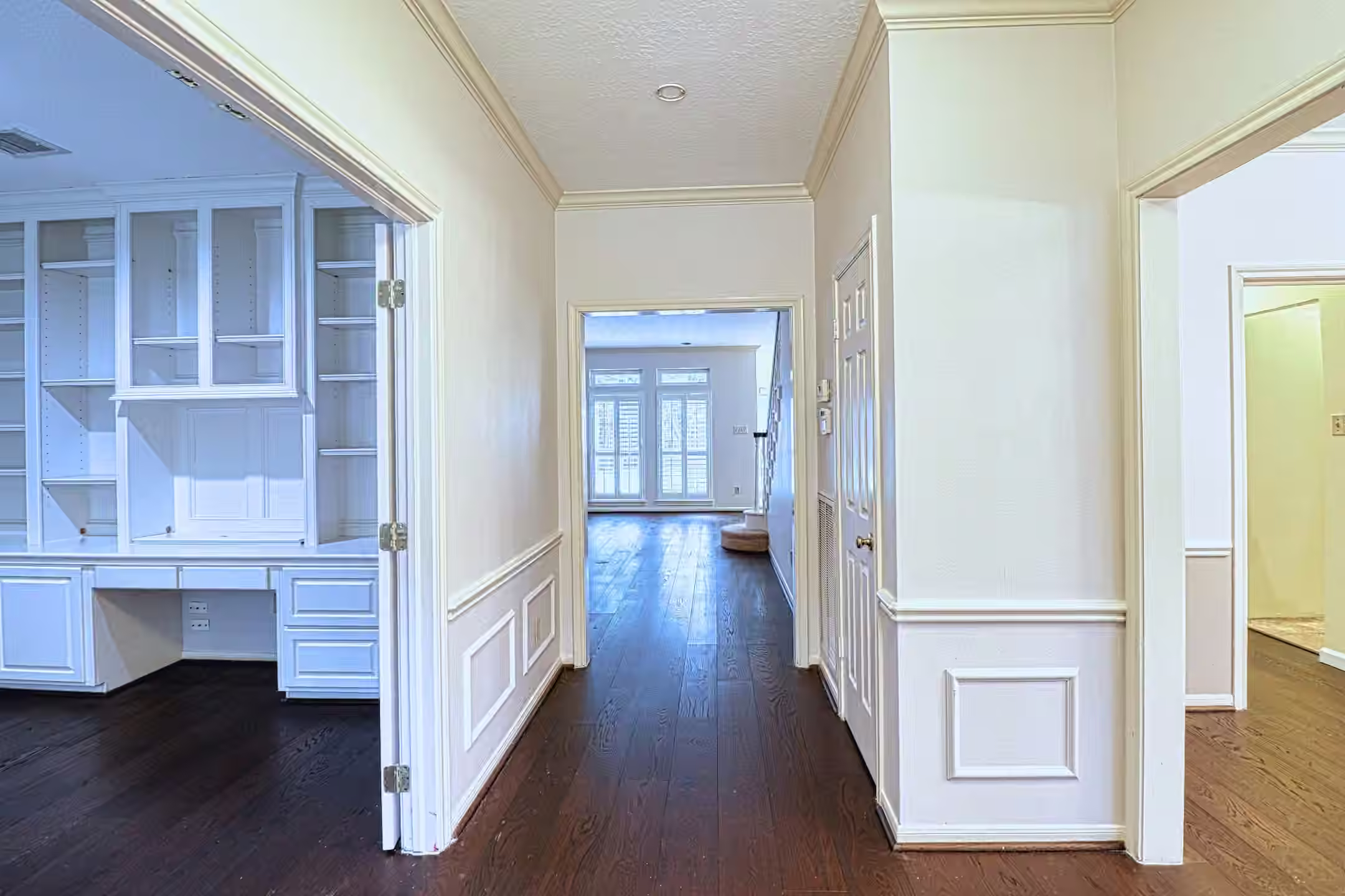 Photo 2 of 4415 Grand Cayman Drive, Sugar Land, TX