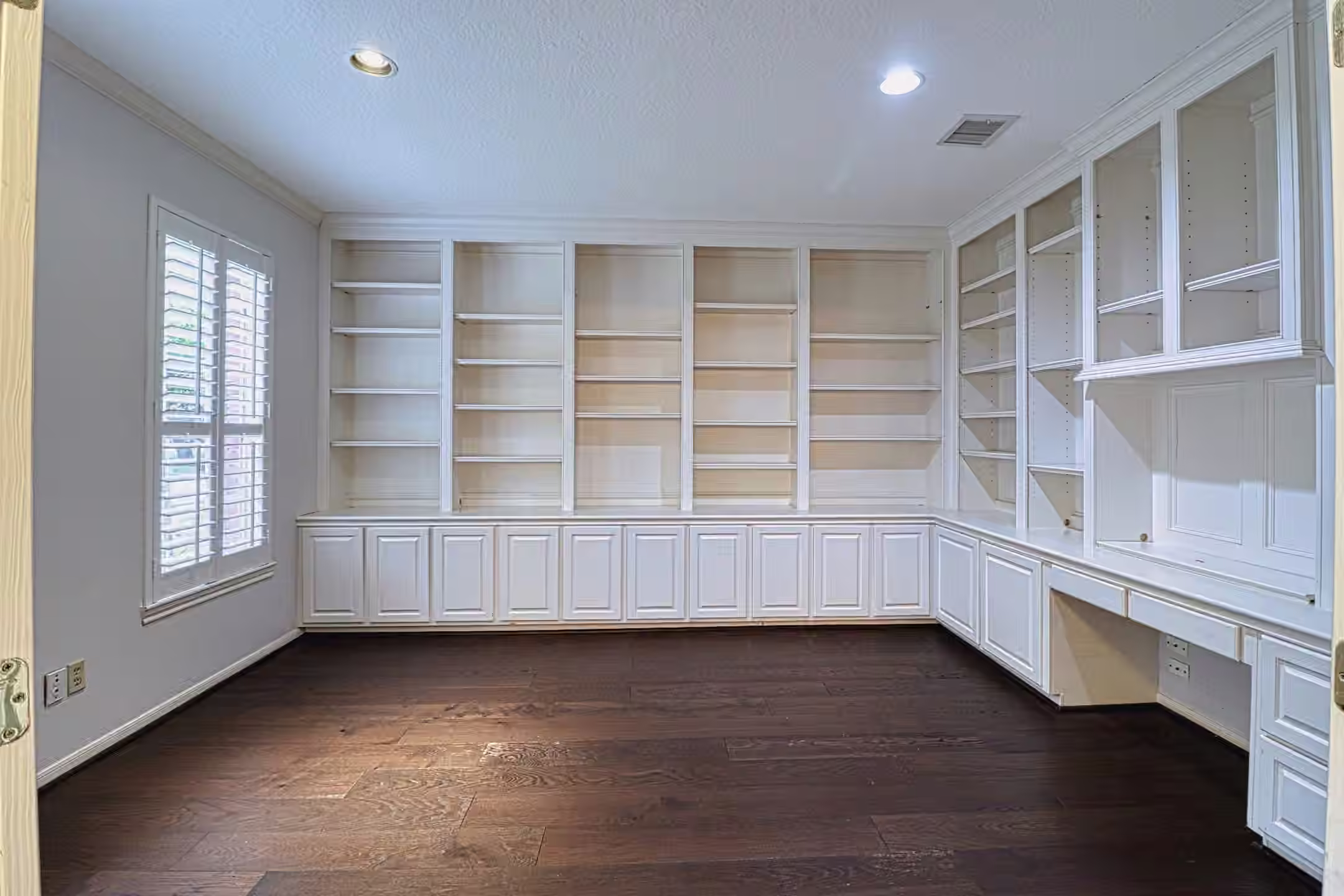 Photo 3 of 4415 Grand Cayman Drive, Sugar Land, TX
