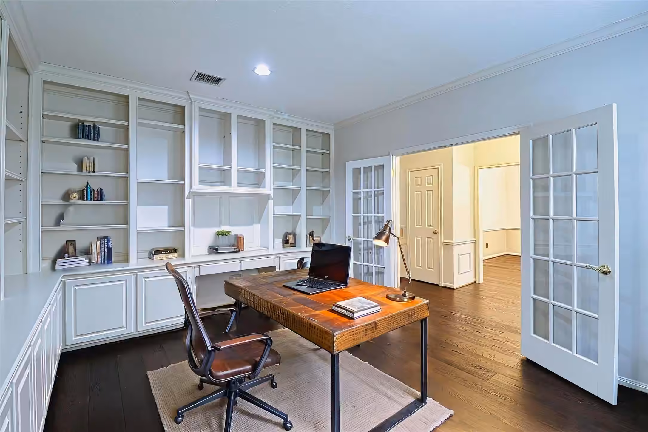 Photo 4 of 4415 Grand Cayman Drive, Sugar Land, TX