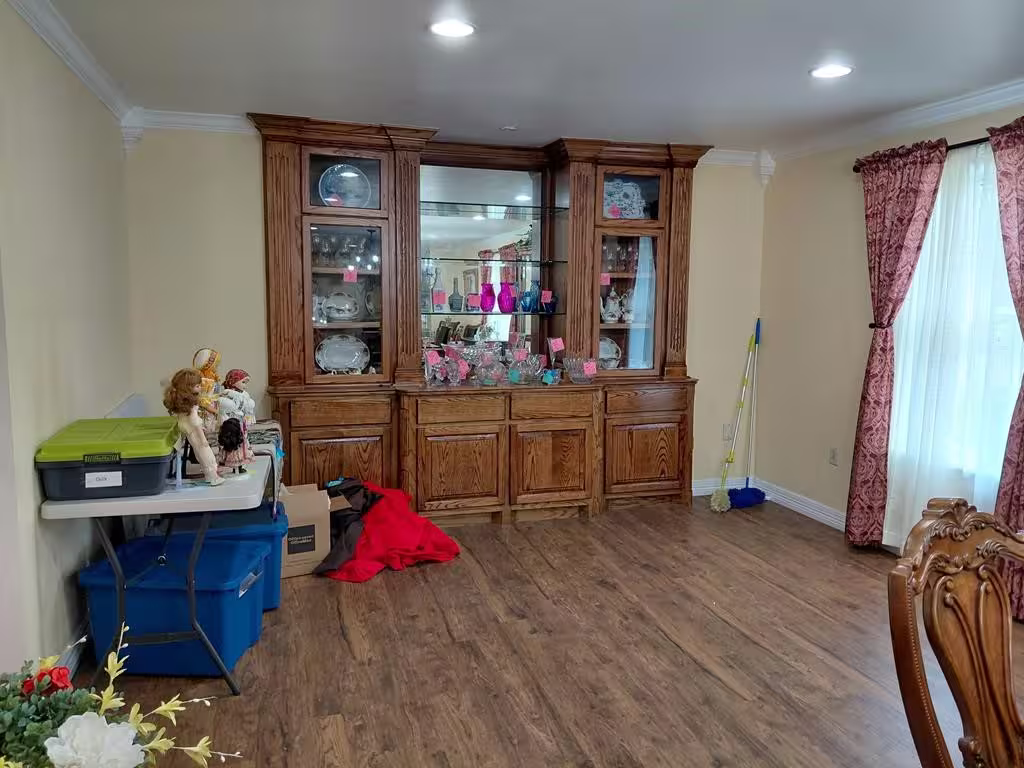 Photo 6 of 1231 County Road 201a, Angleton, TX