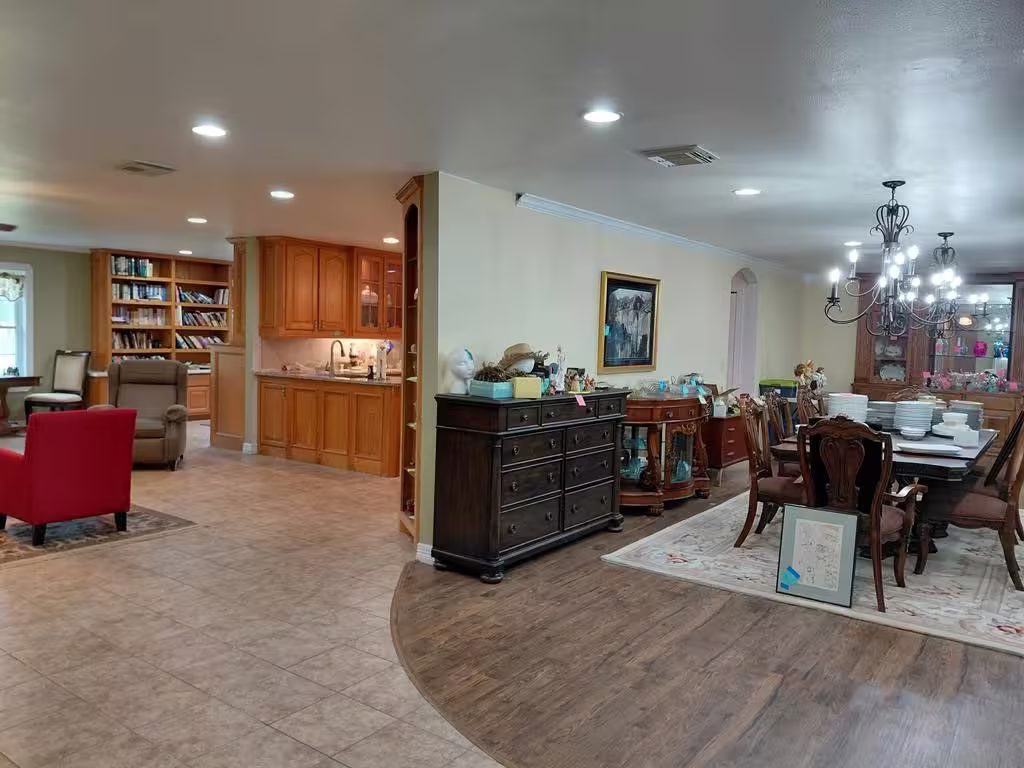 Photo 7 of 1231 County Road 201a, Angleton, TX