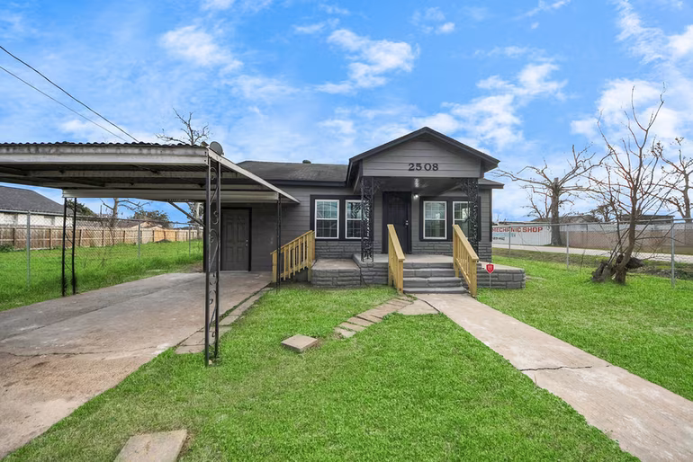 Photo 6 of 2508 Melbourne Street, Houston, TX