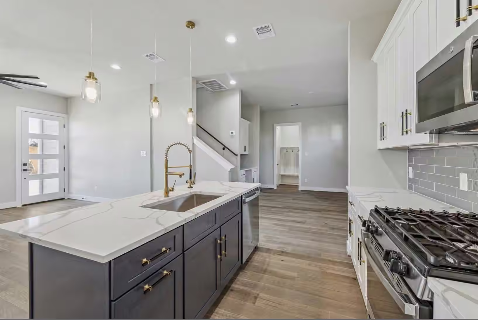 Photo 5 of 5821 Mansfield Heights Lane, Houston, TX