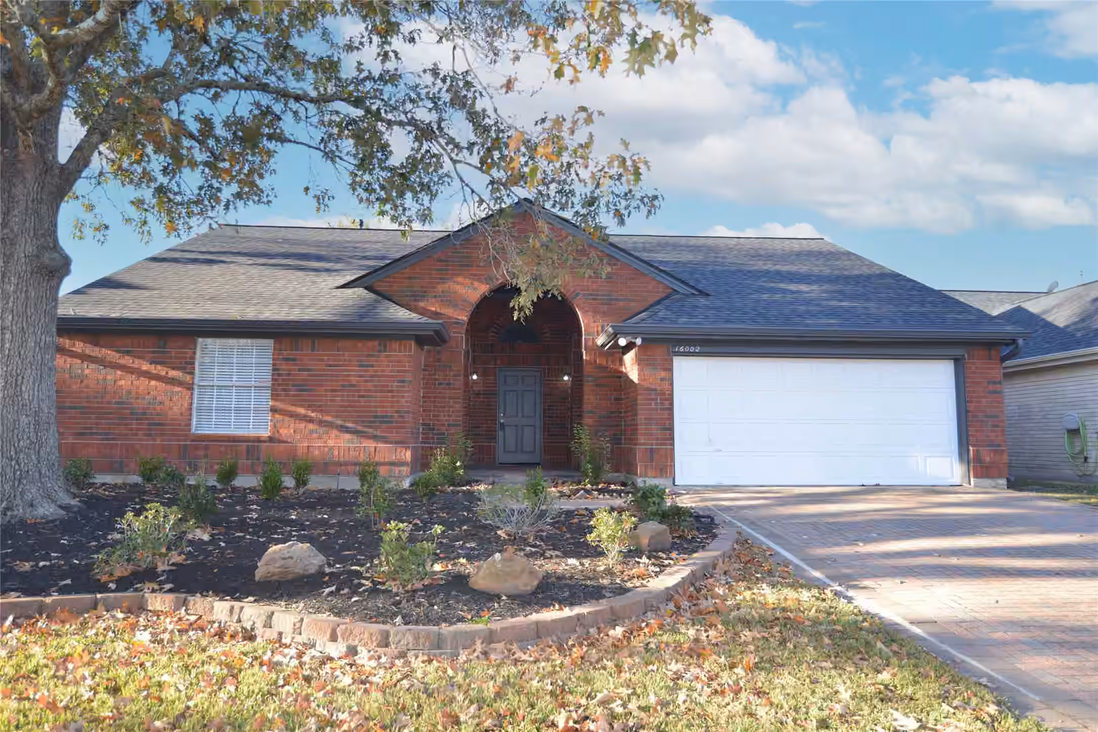 Photo of 4634 Stonemede Drive, Friendswood, TX 77546