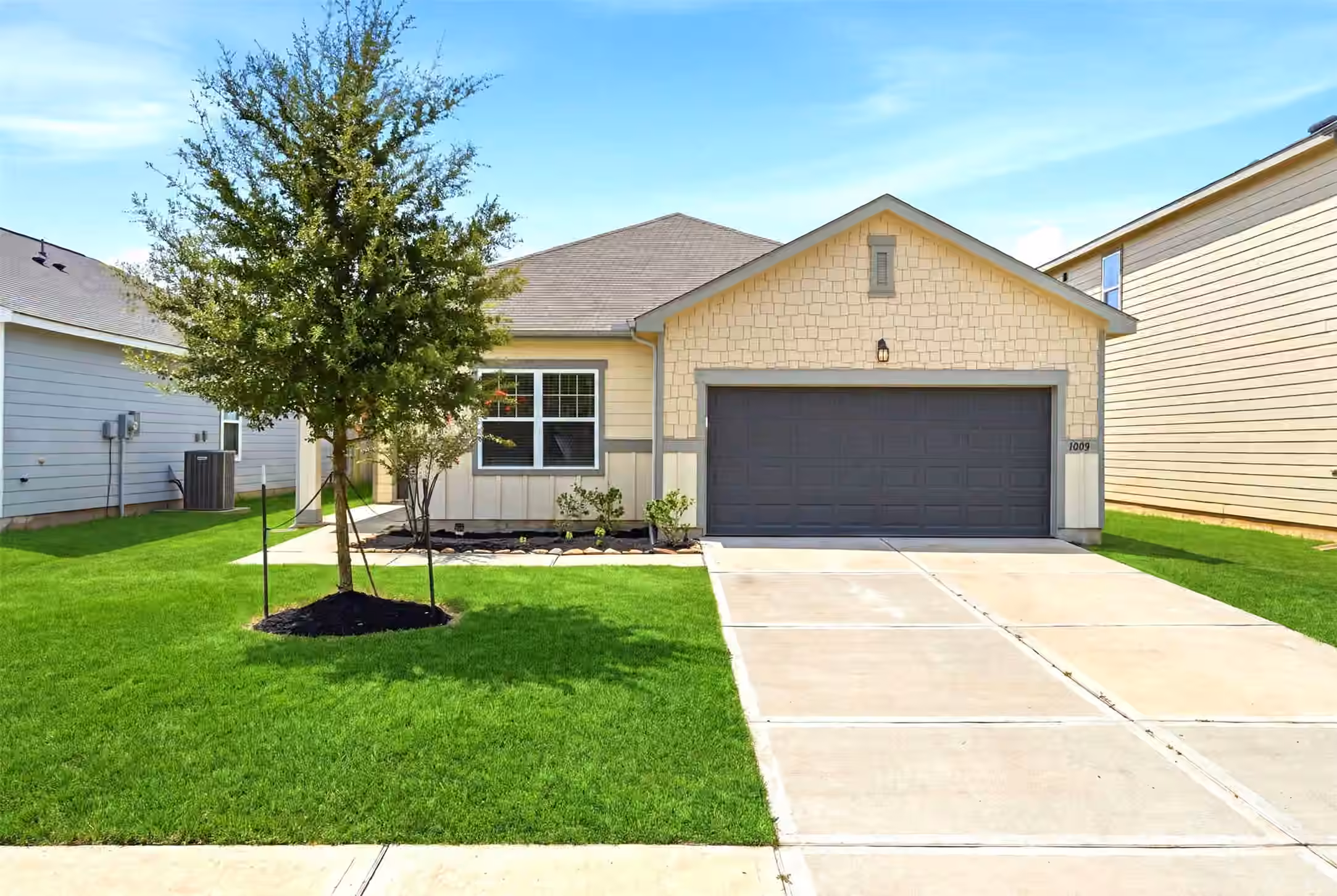 Photo 2 of 1028 Long Bay Court, Brookshire, TX