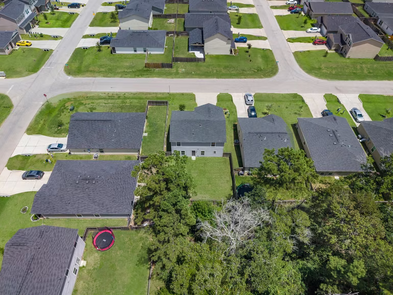 Photo 5 of 10030 Cerritos Drive, Conroe, TX