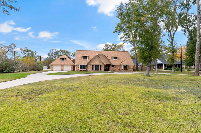Photo of 2404 Taylor Lane, Pearland, TX 77581