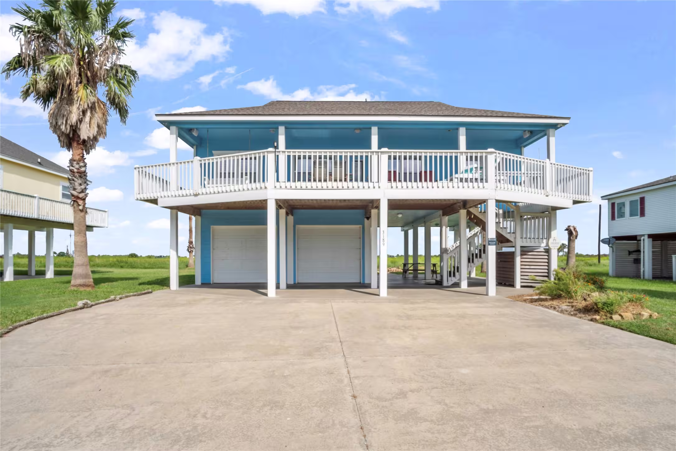 Photo 2 of 3189 Castle Drive, Crystal Beach, TX