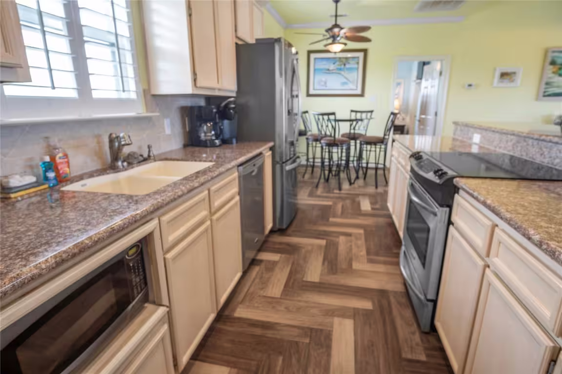 Photo 6 of 3189 Castle Drive, Crystal Beach, TX
