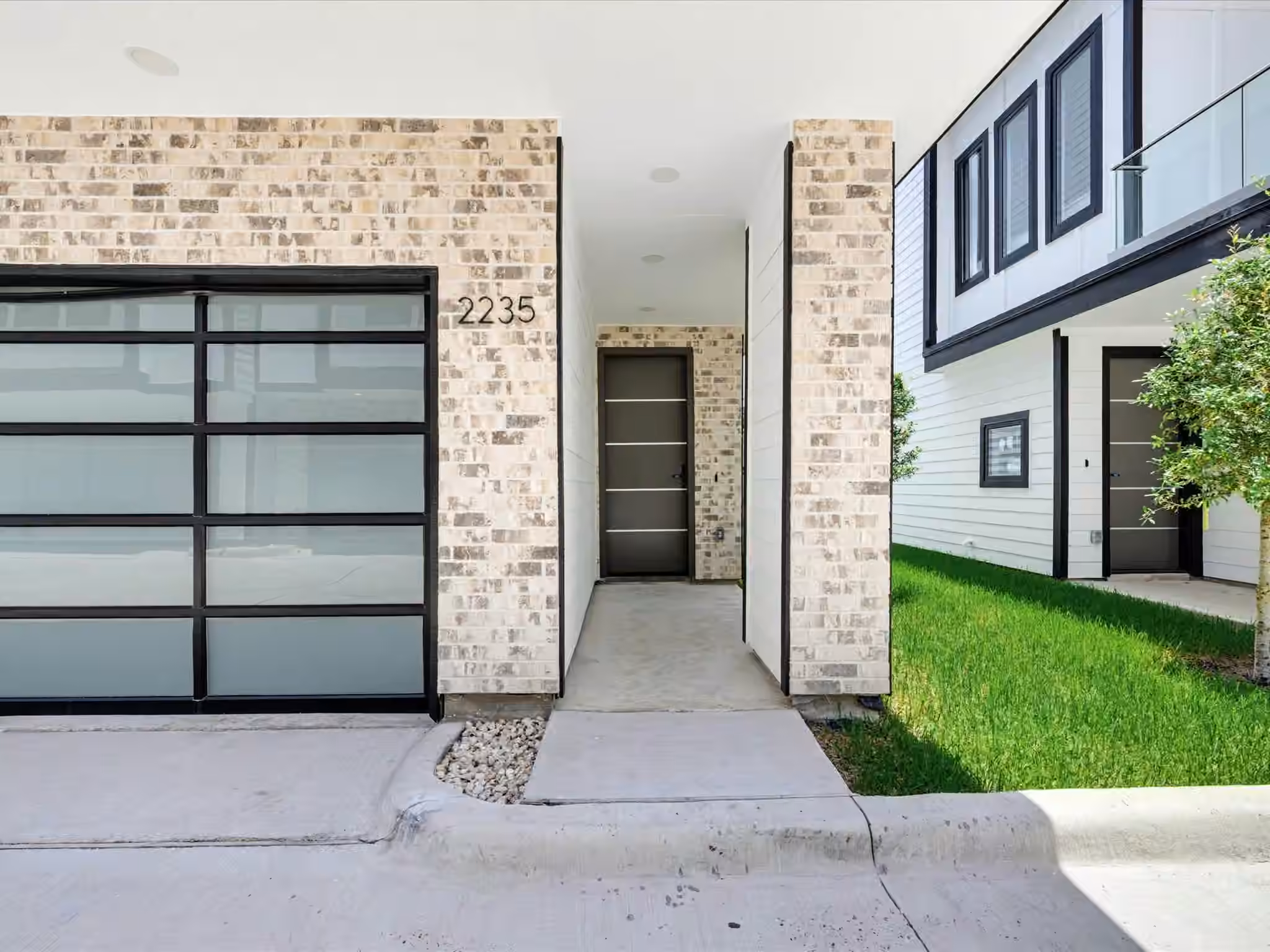 Photo 2 of 2245 Blalock Road, Houston, TX