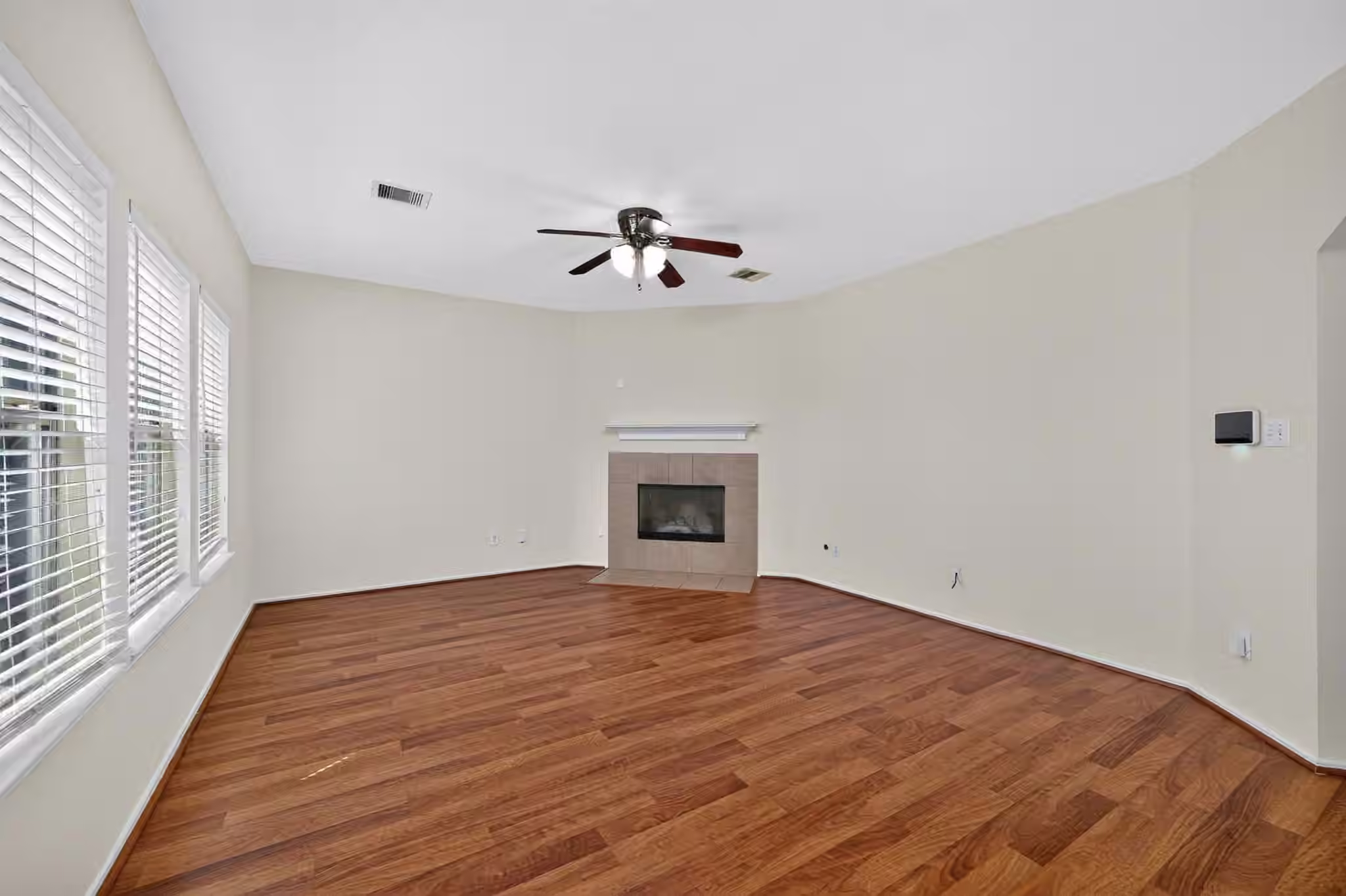 Photo 7 of 3416 Dorsey Lane, Pearland, TX
