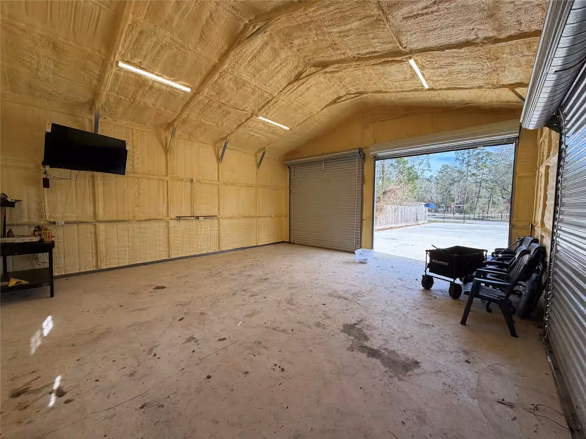 Photo 5 of 21246 White Oak Drive, Conroe, TX