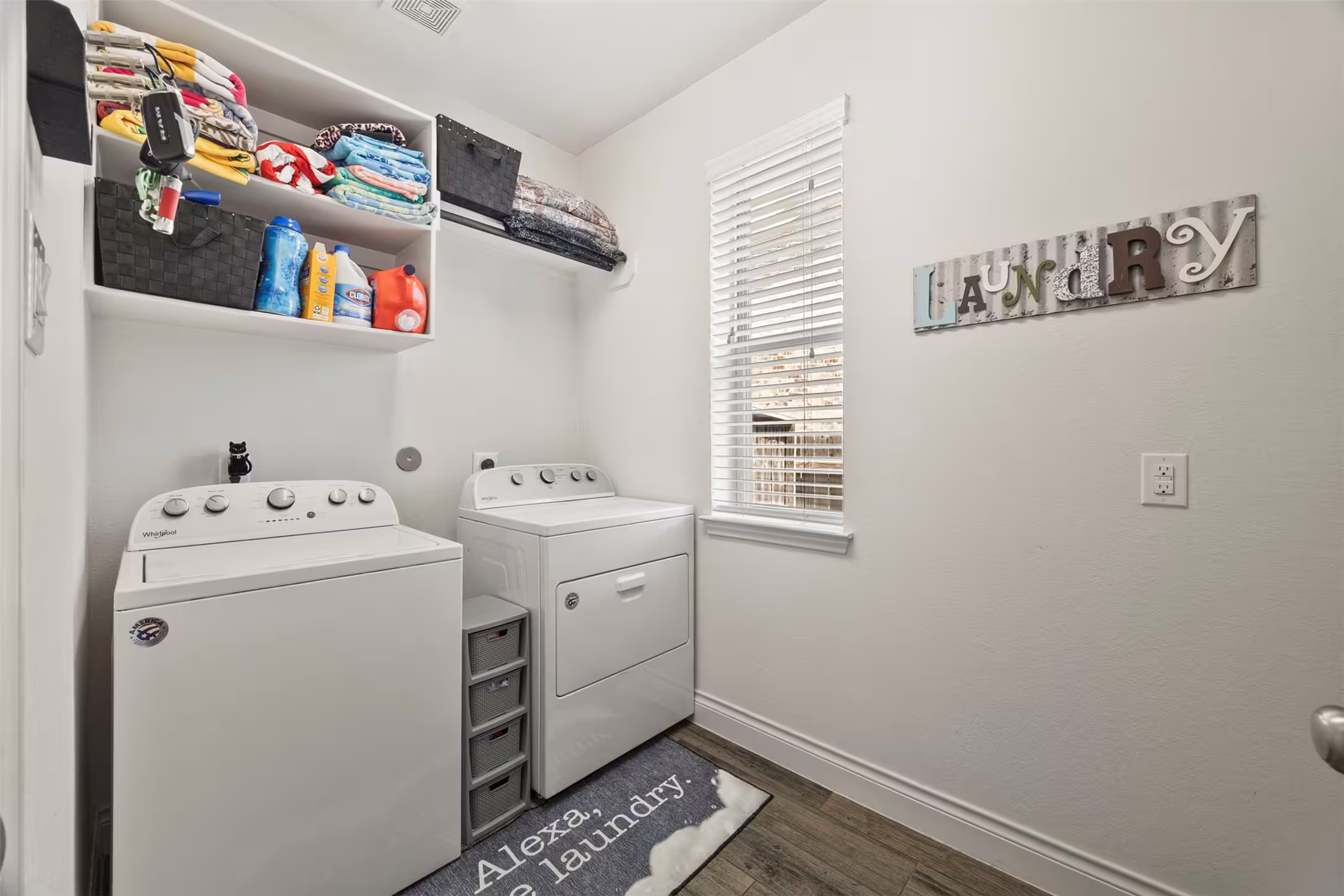 Photo 7 of 6906 Honeybird Meadow Circle, Katy, TX
