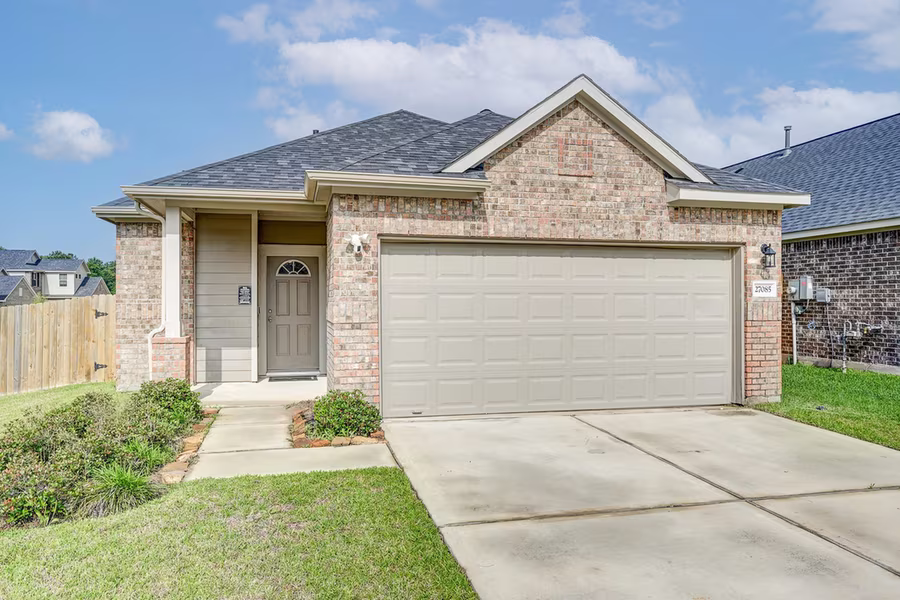 Photo of 27085 Kestrel Trail, Magnolia, TX 77354
