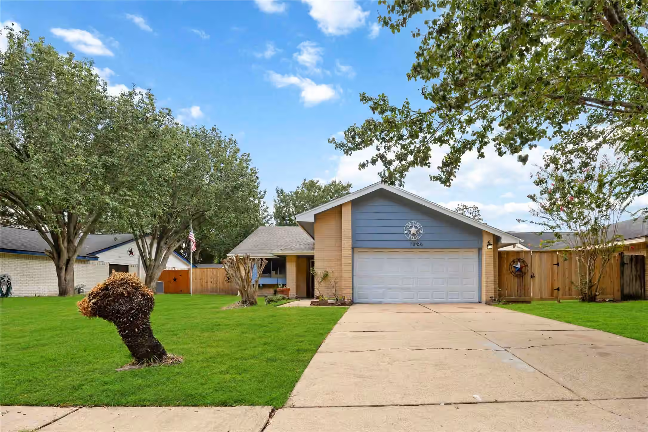 Photo of 7906 El Capitan Drive, Houston, TX