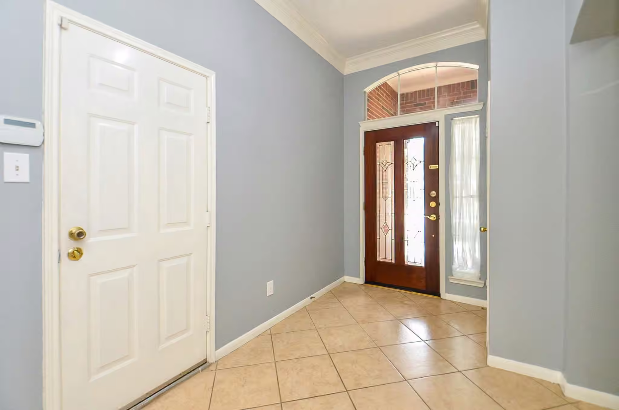 Photo 5 of 4222 Lakeshore Forest Drive, Missouri City, TX