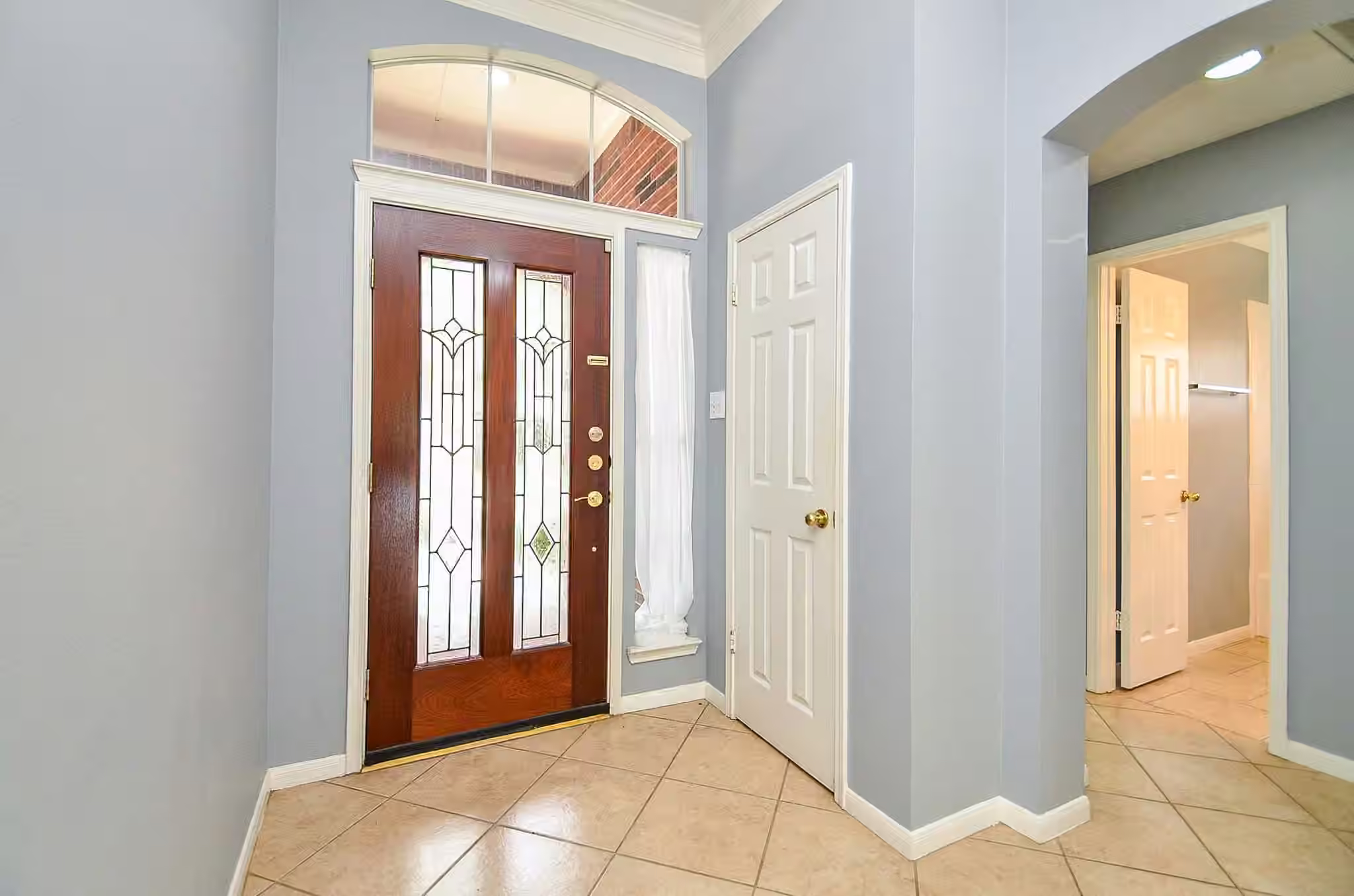 Photo 6 of 4222 Lakeshore Forest Drive, Missouri City, TX
