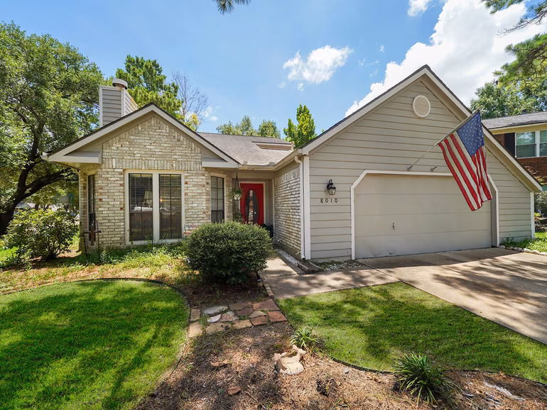 Photo of 8010 Pinyon Creek Court, Houston, TX 77095