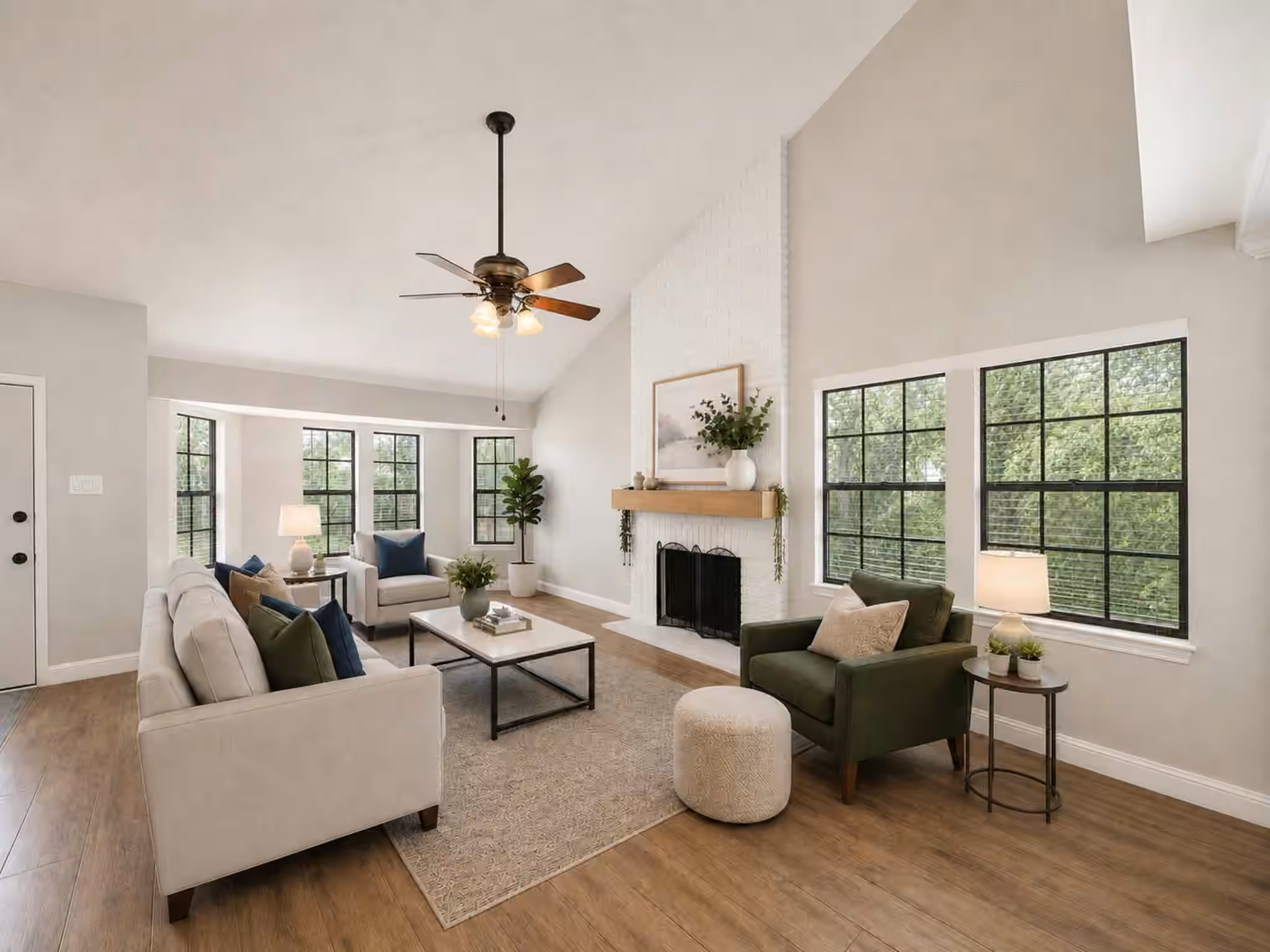Photo 5 of 8010 Pinyon Creek Court, Houston, TX