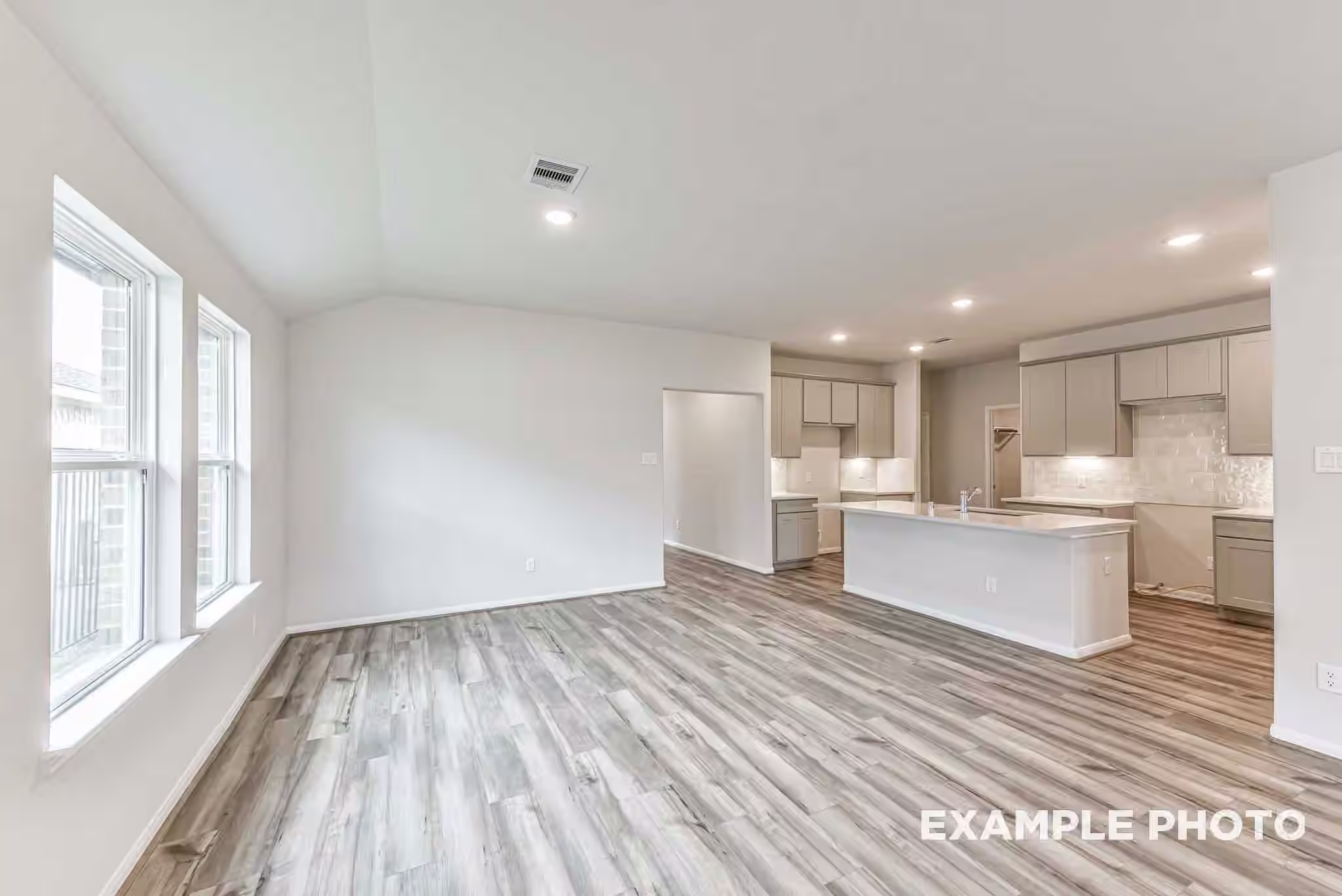 Photo 4 of 1023 Arbor Drive, Beasley, TX