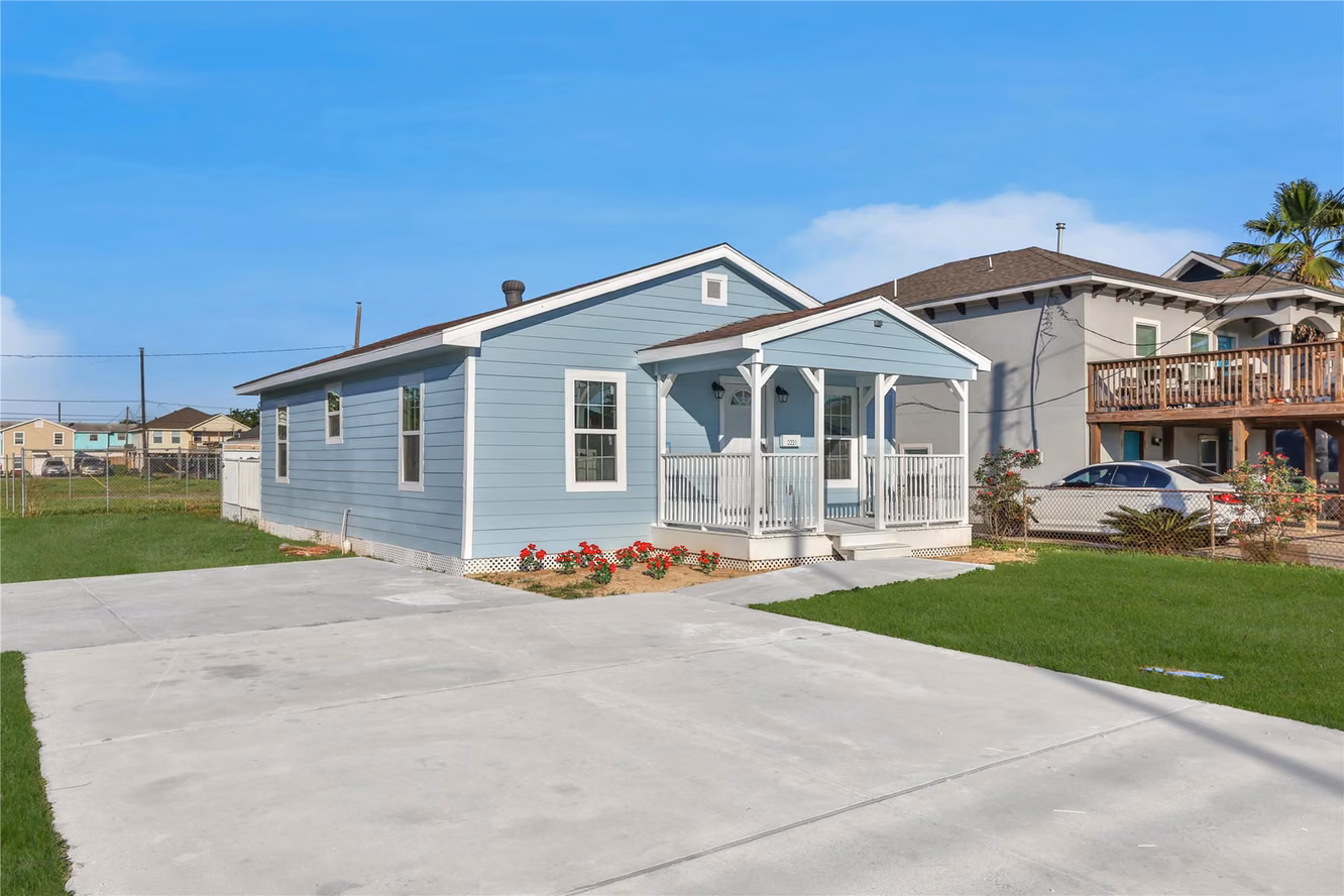 Photo 2 of 2221 Grover Avenue, Galveston, TX