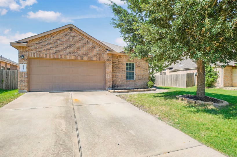 Photo 2 of 23730 Modena Gardens Drive, Katy, TX