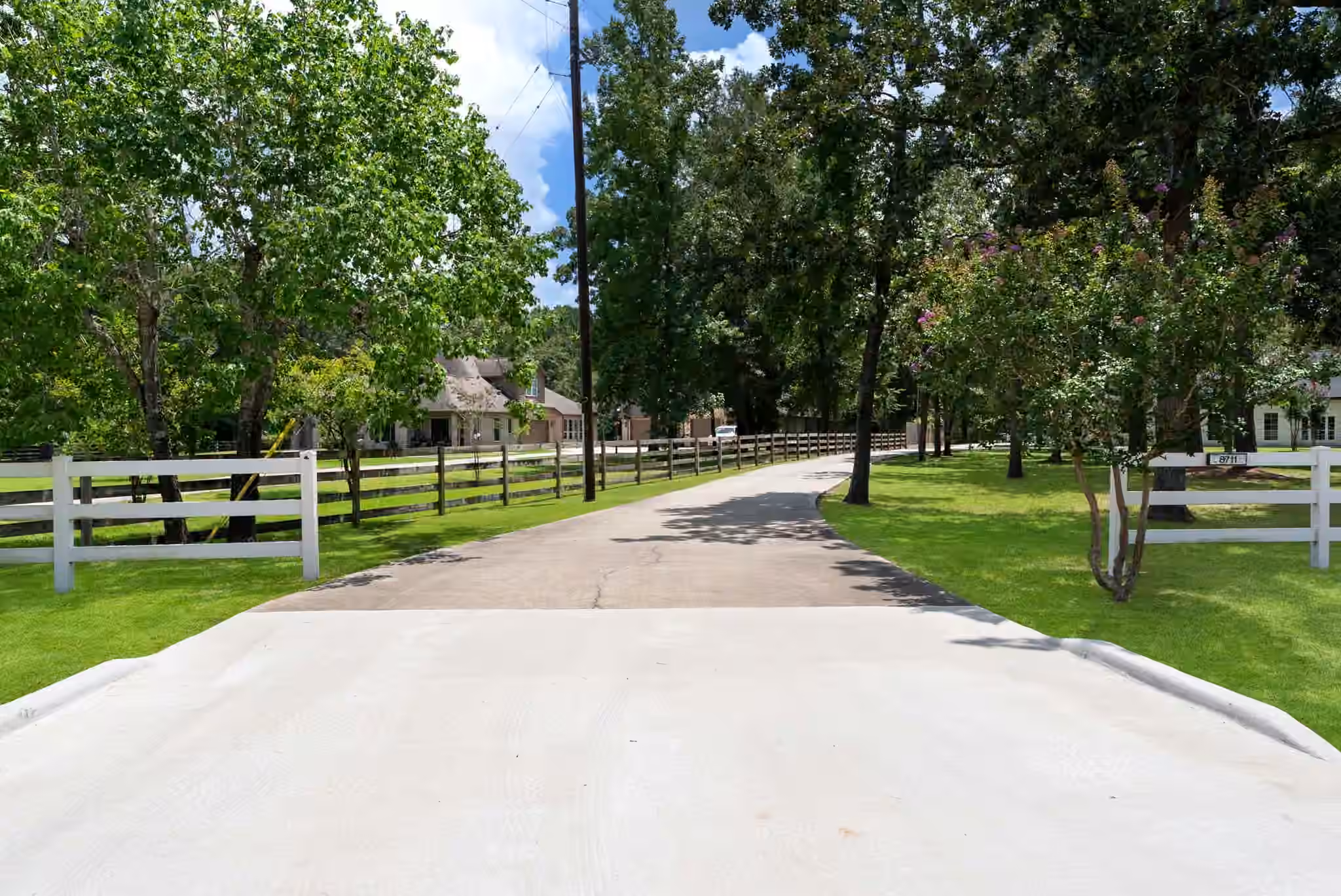Photo 2 of 8711 Sendera Drive, Magnolia, TX