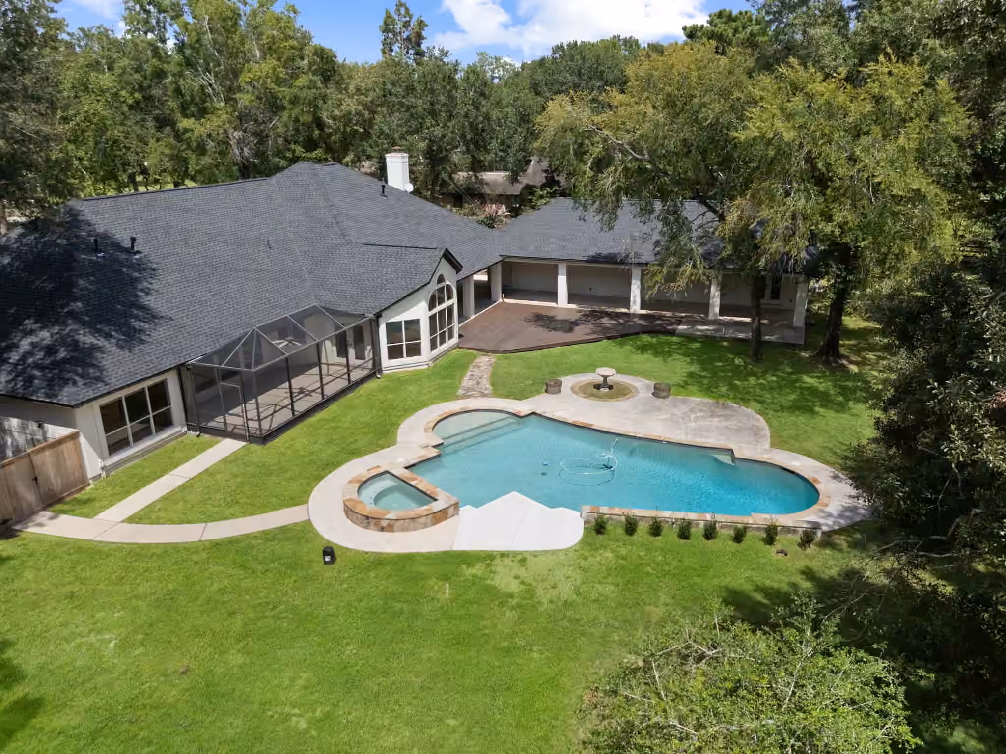 Photo 3 of 8711 Sendera Drive, Magnolia, TX