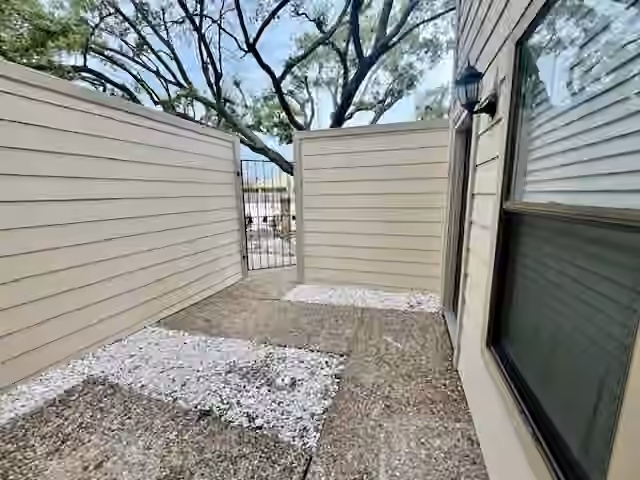 Photo 3 of 2277 S Kirkwood Road 1116, Houston, TX