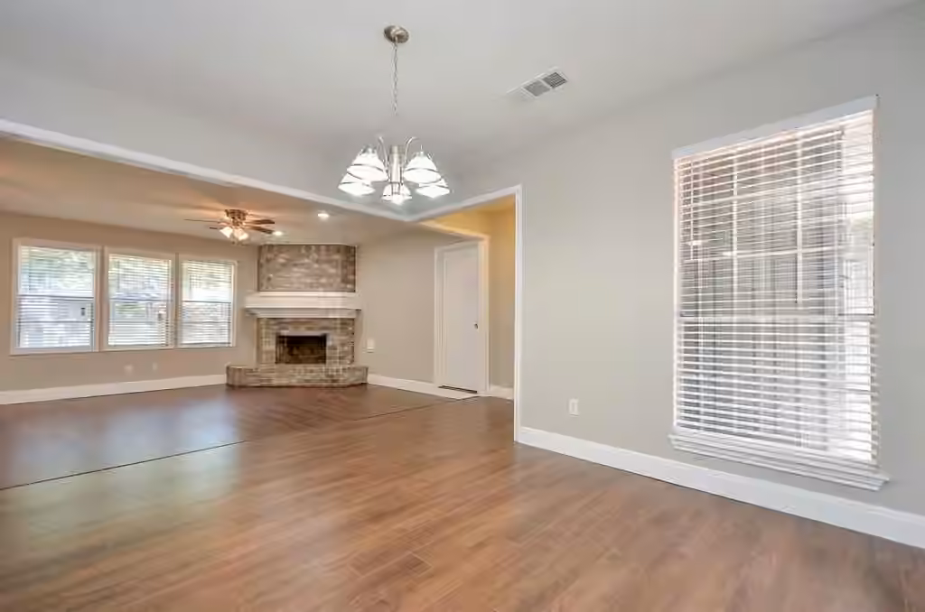 Photo 7 of 13326 Pantano Drive, Houston, TX