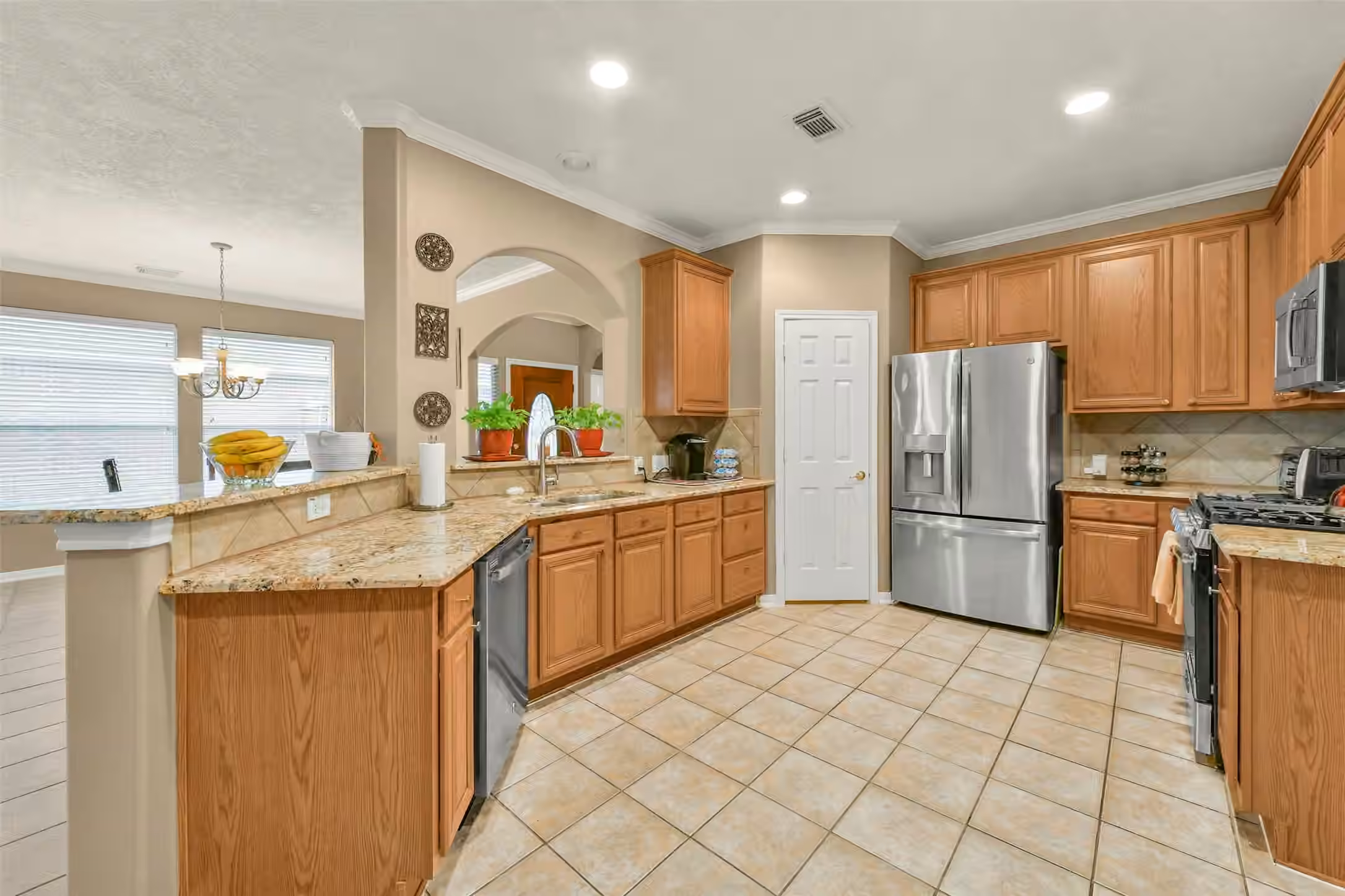 Photo 2 of 2310 Messina Drive, Pearland, TX