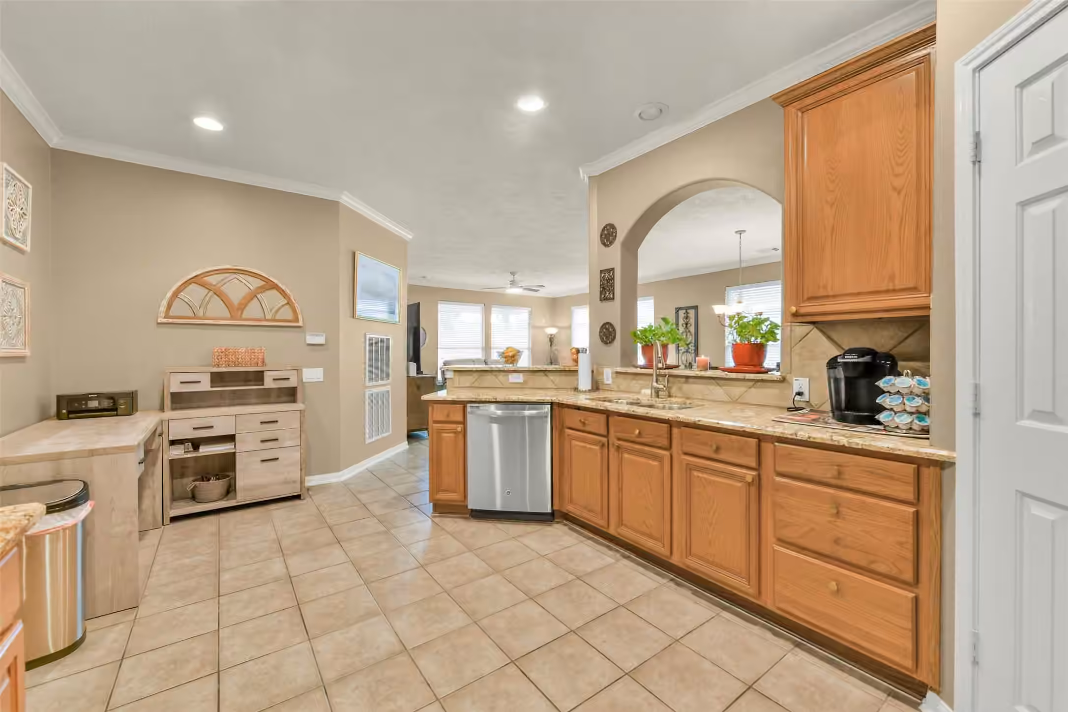 Photo 3 of 2310 Messina Drive, Pearland, TX