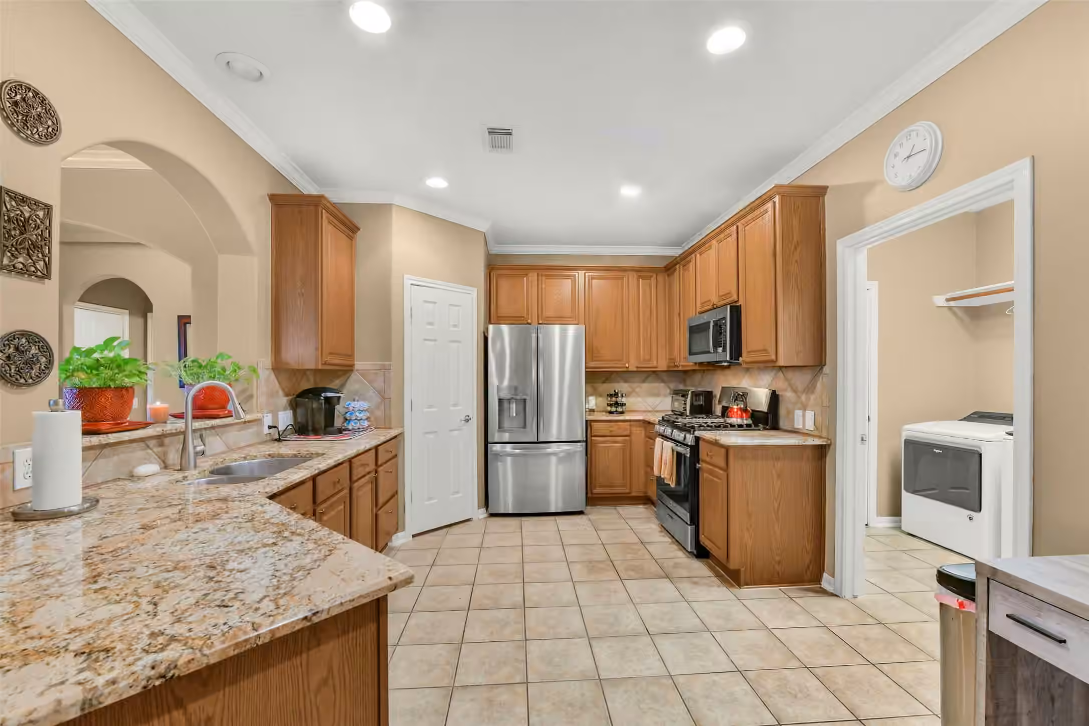 Photo 4 of 2310 Messina Drive, Pearland, TX