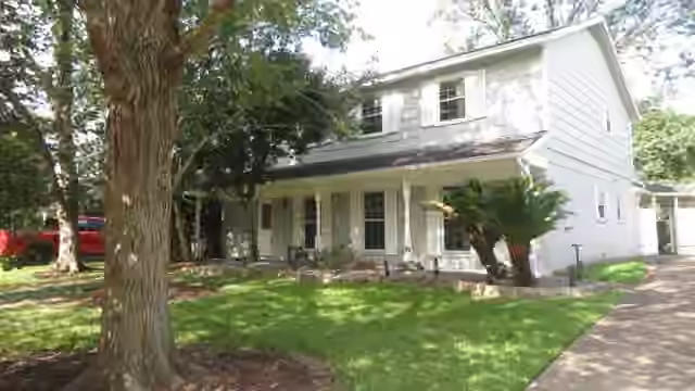 Photo 2 of 831 Baronridge Drive, Seabrook, TX