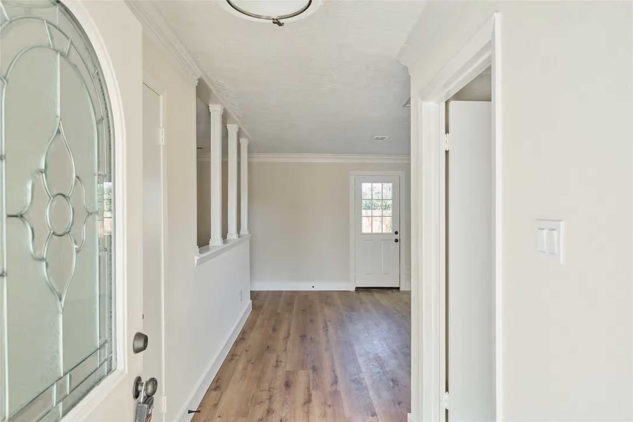 Photo 2 of 6527 Zapata Drive, Houston, TX